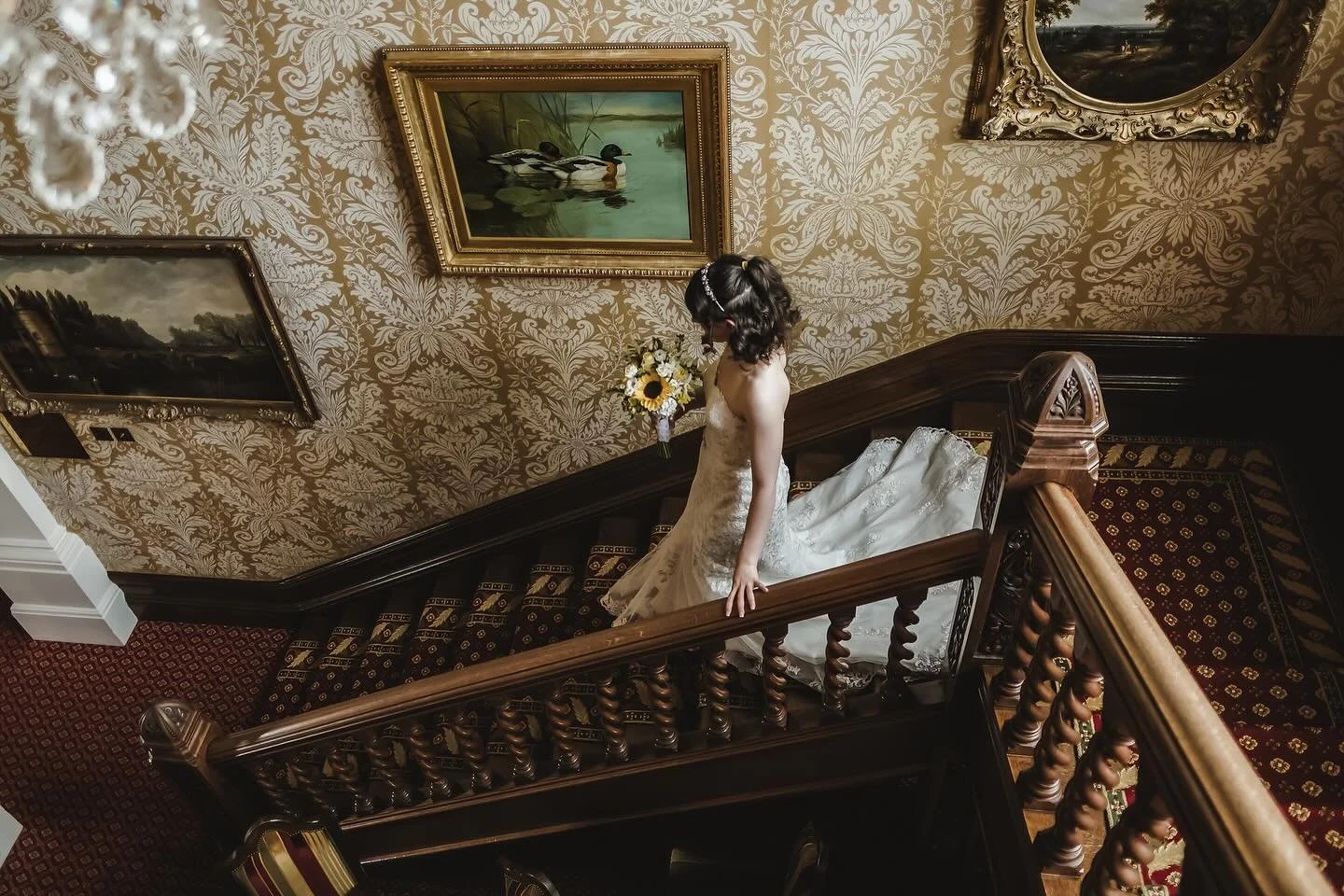 On the way to say I Do at the stunning @kilworthhouseweddings

An intimate wedding celebration ❤️

#microwedding
#bride
#kilworthhousewedding 
#intimateweddingphotographer 
#microweddingphotographer