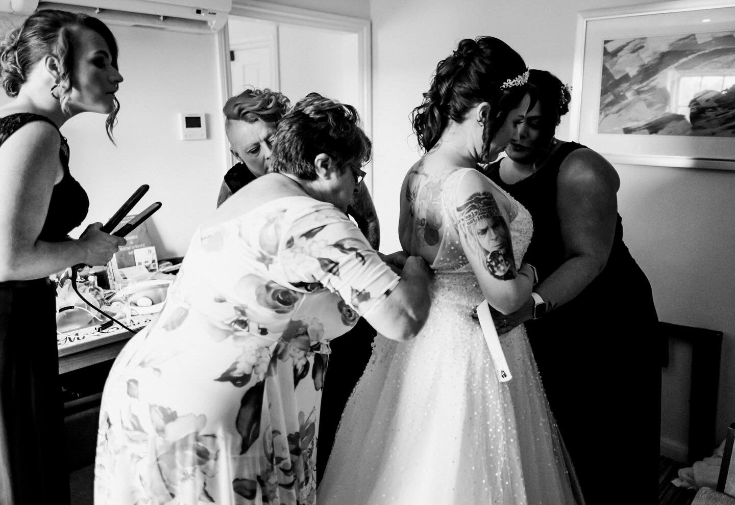 Seven years ago, this wedding reminded me why I love documentary photography. Loud laughter, all hands on deck, and yes&hellip; even swigging champagne from the bottle. 🥂

I wasn&rsquo;t just a photographer that day, I was part of the family, witnes