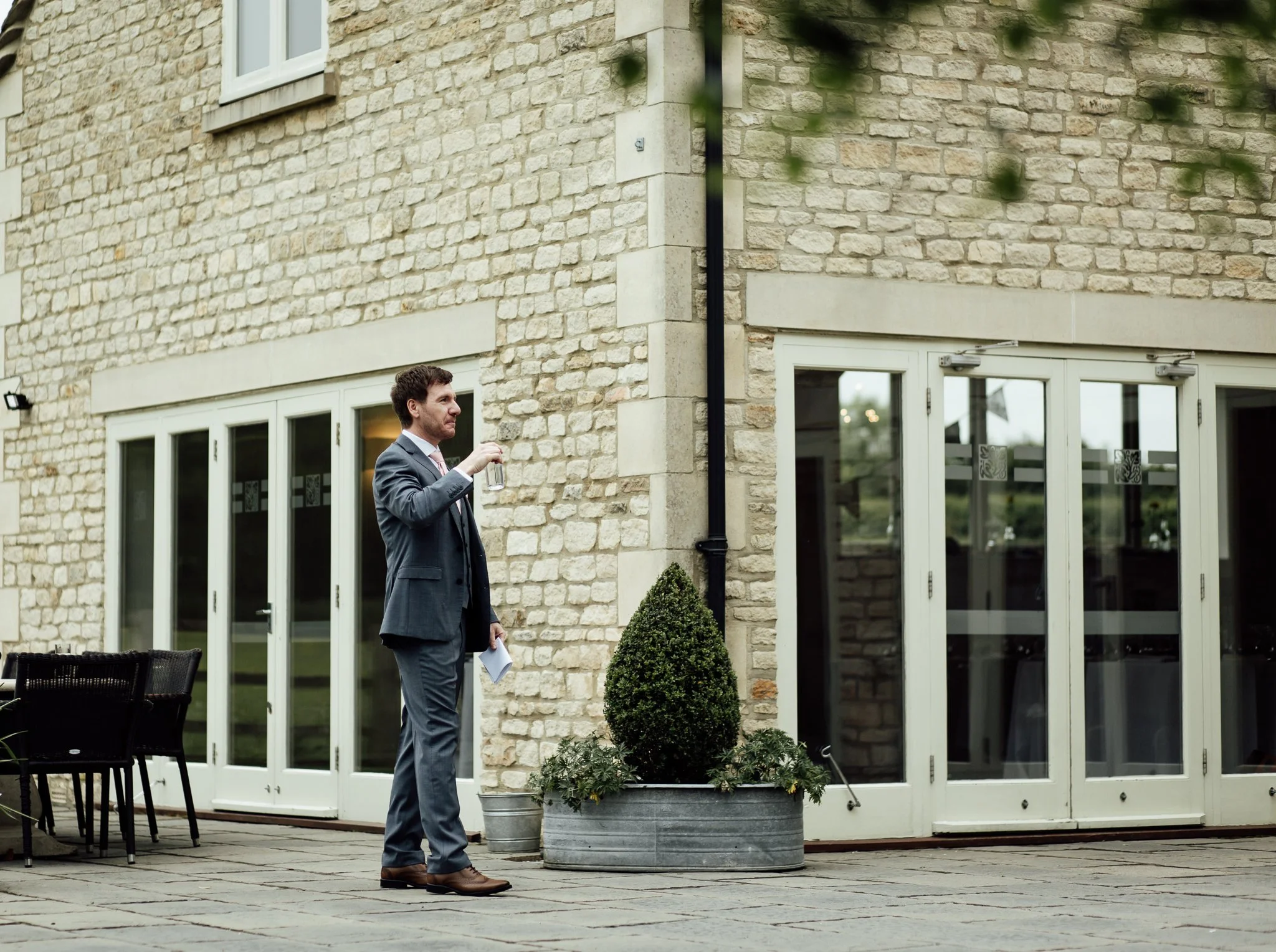 Hyde-House-Cotswold-Wedding-Photography-24.jpg