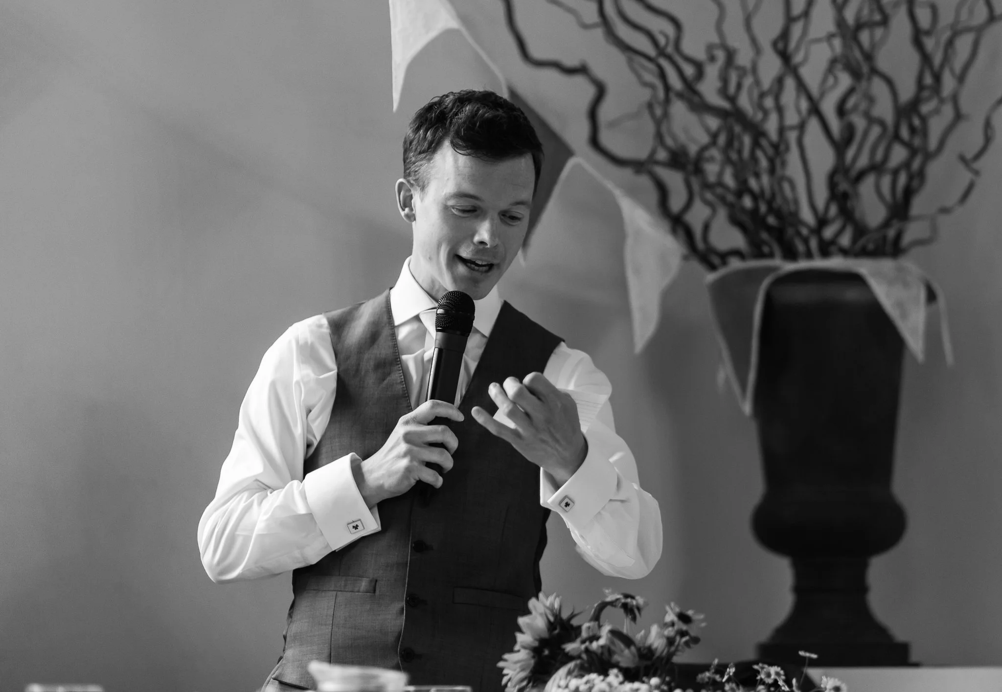 Hyde-House-Cotswold-Wedding-Photography-116.jpg