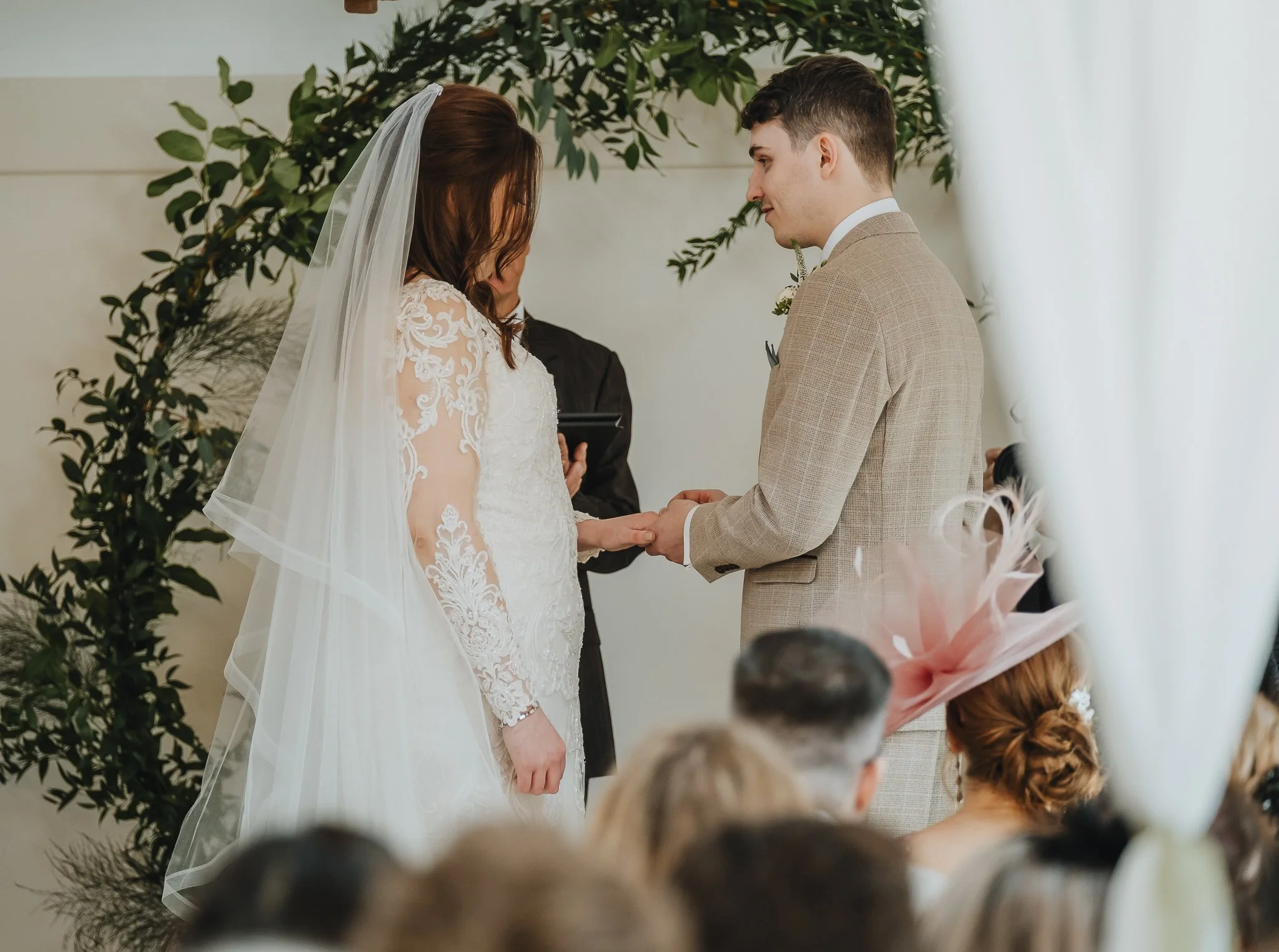 Hanbury-Barns-Wedding-photographer-Staffordshire-34.jpg