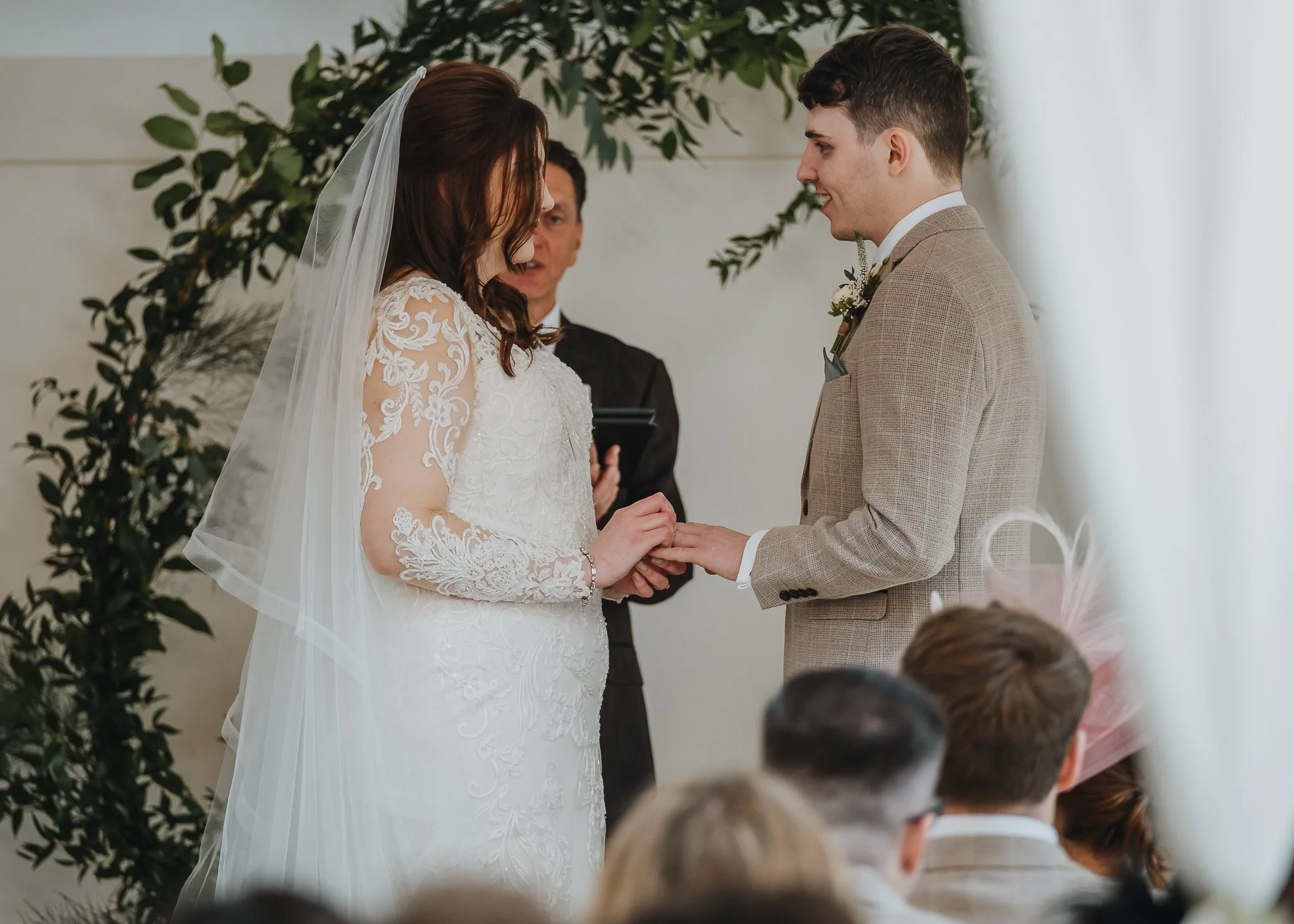 Hanbury-Barns-Wedding-photographer-Staffordshire-35.jpg