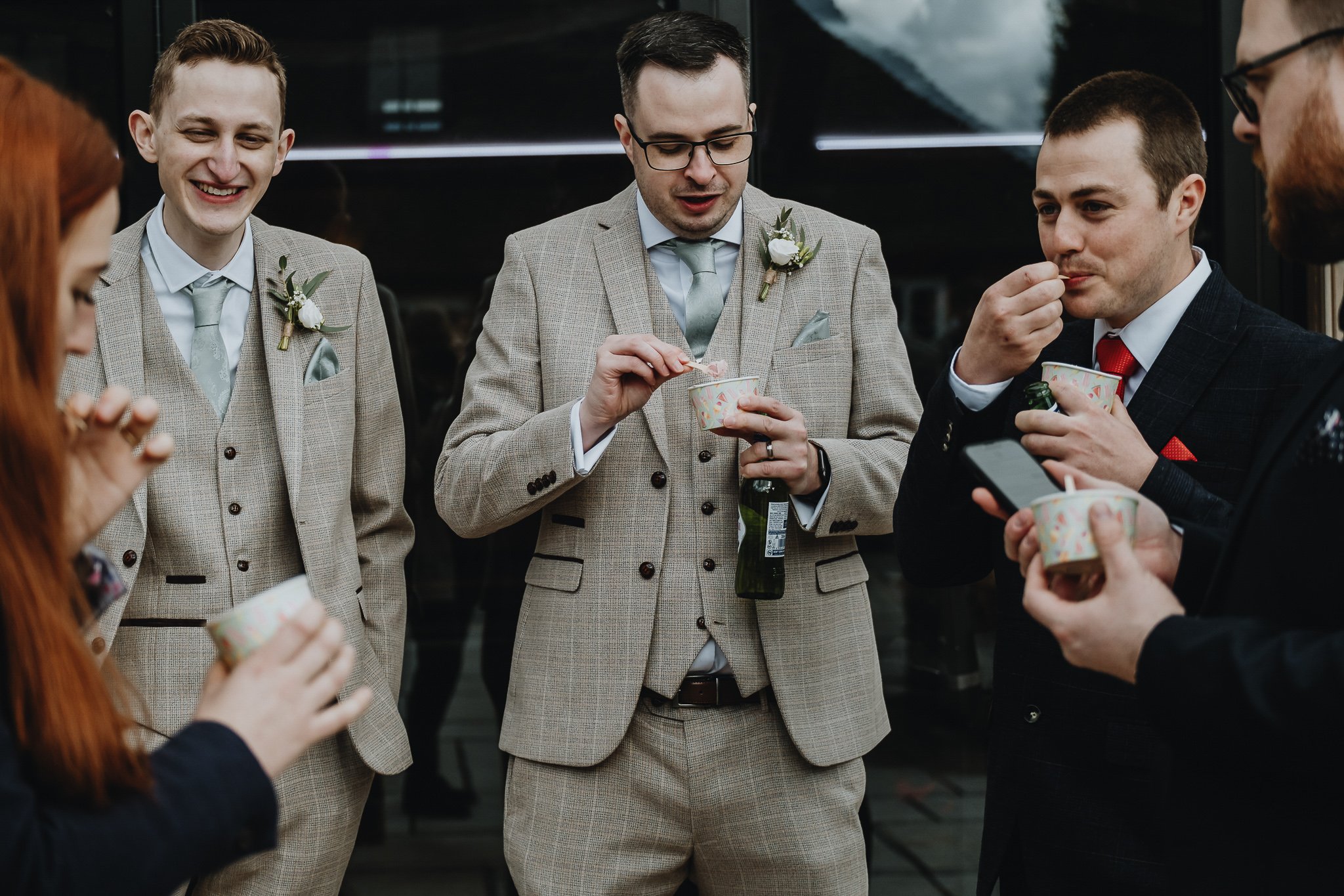 Hanbury-Barns-Wedding-photographer-Staffordshire-59.jpg