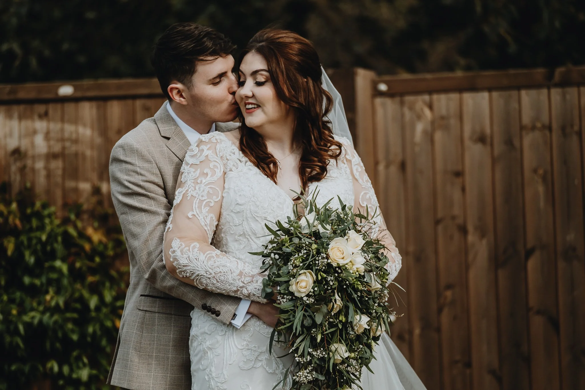 Hanbury-Barns-Wedding-photographer-Staffordshire-69.jpg