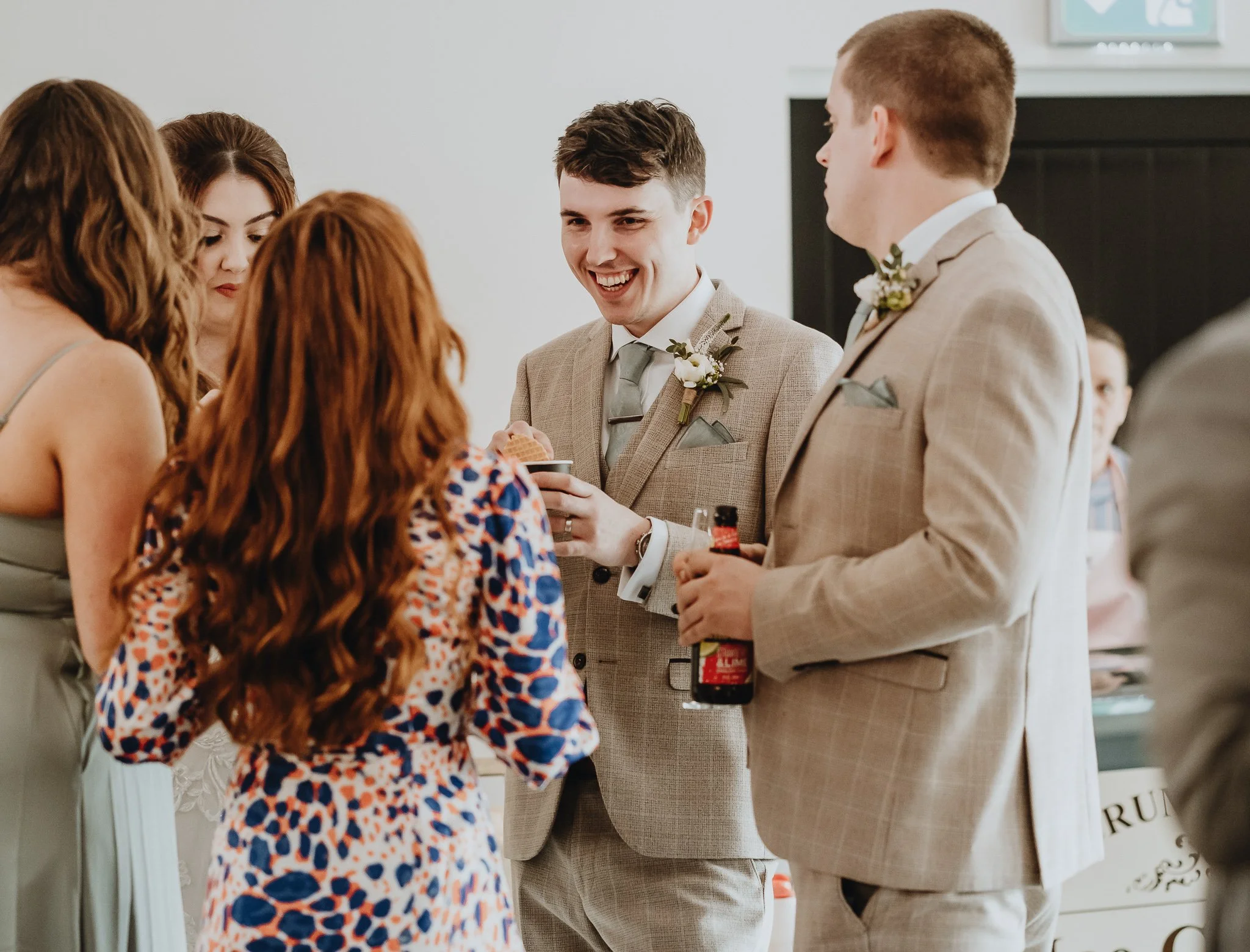 Hanbury-Barns-Wedding-photographer-Staffordshire-80.jpg