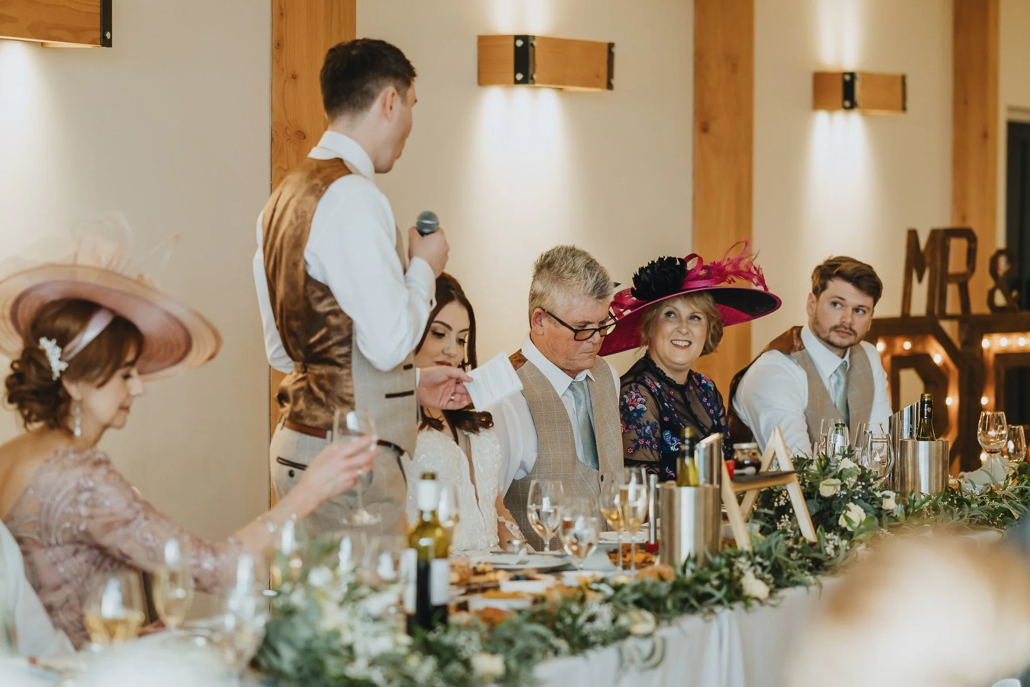 Hanbury-Barns-Wedding-photographer-Staffordshire-89.jpg