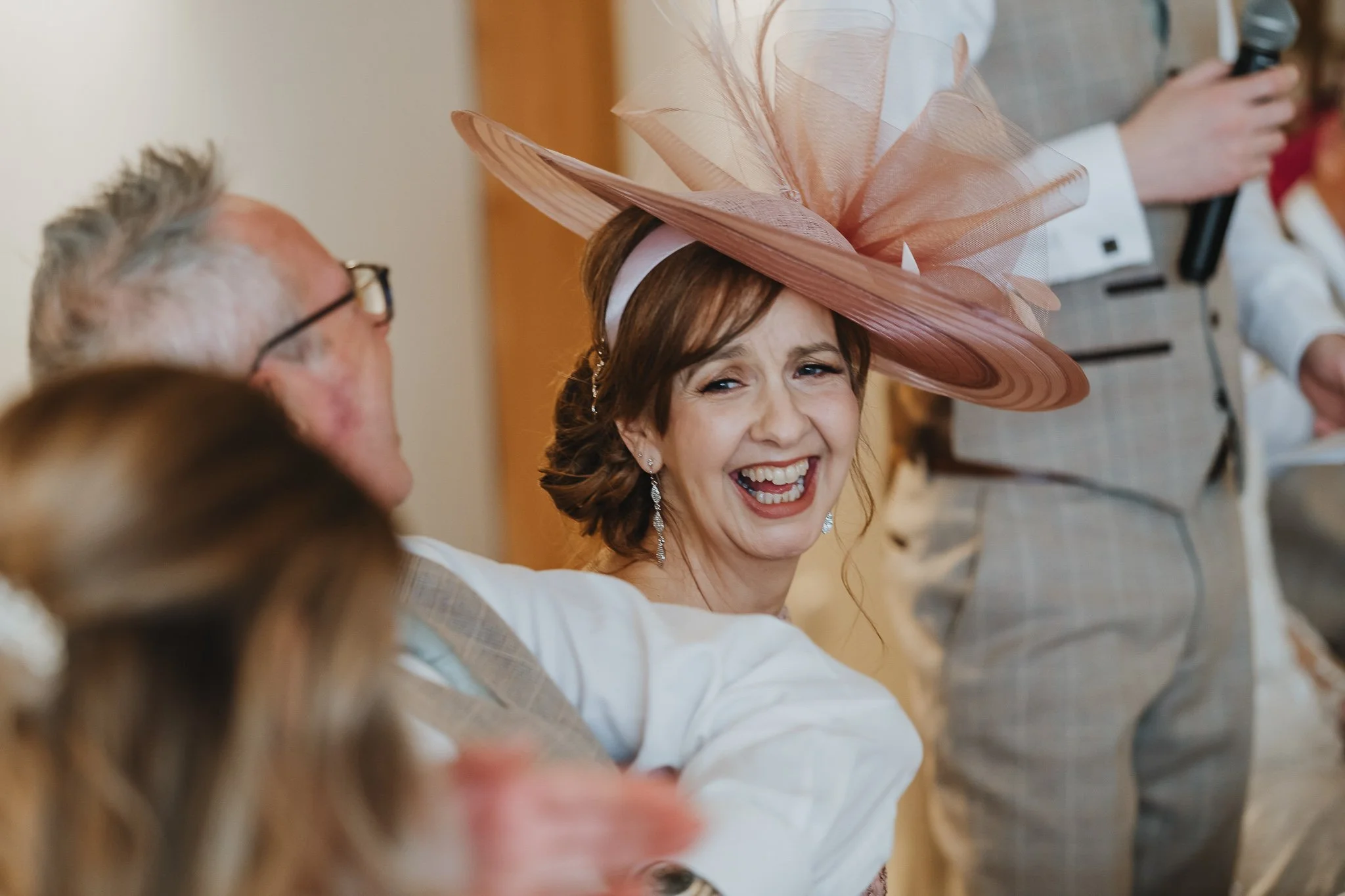 Hanbury-Barns-Wedding-photographer-Staffordshire-90.jpg