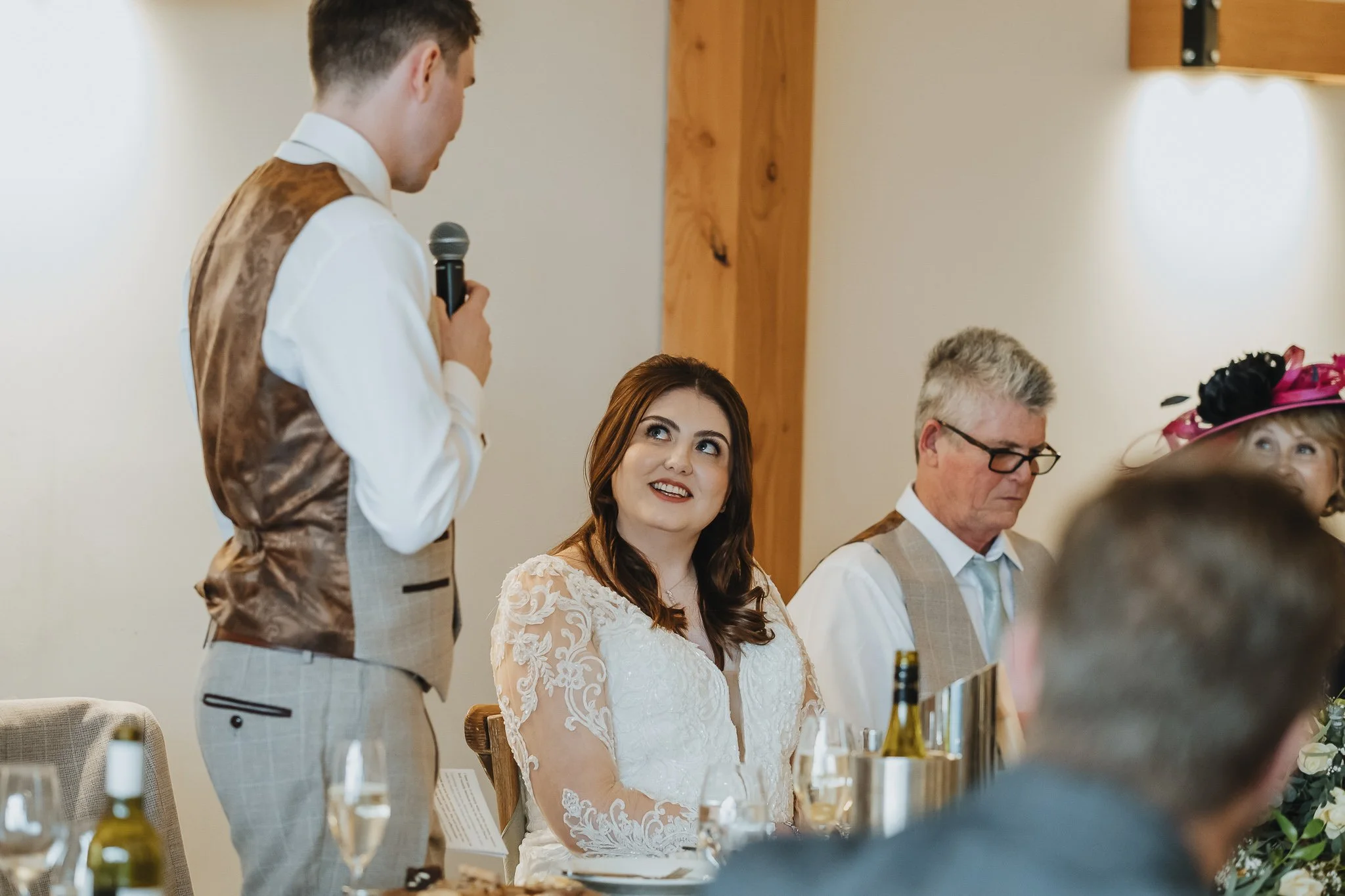 Hanbury-Barns-Wedding-photographer-Staffordshire-91.jpg