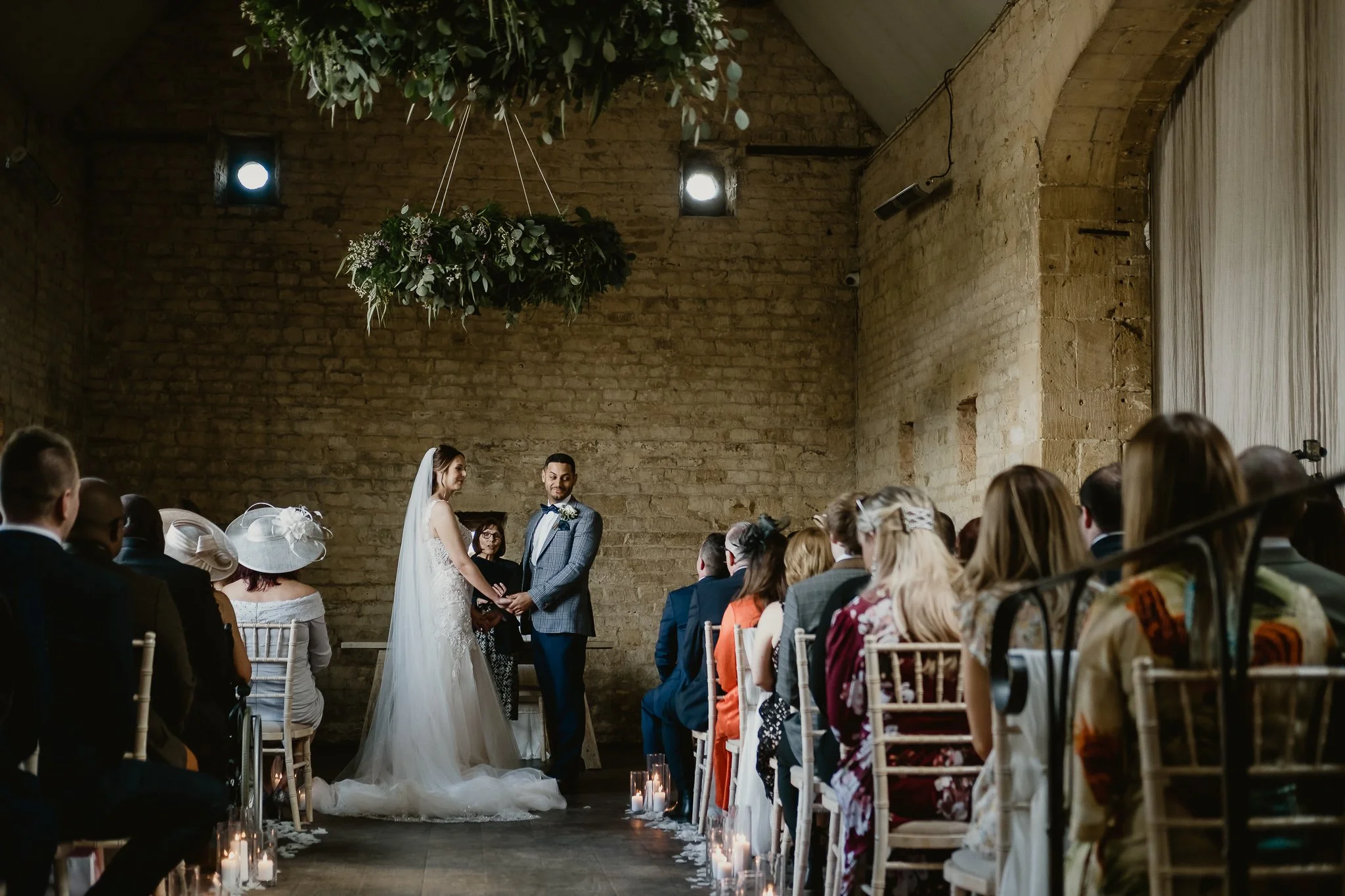 Lapstone-Barn-Wedding-Photographer-Cotswolds-44.jpg