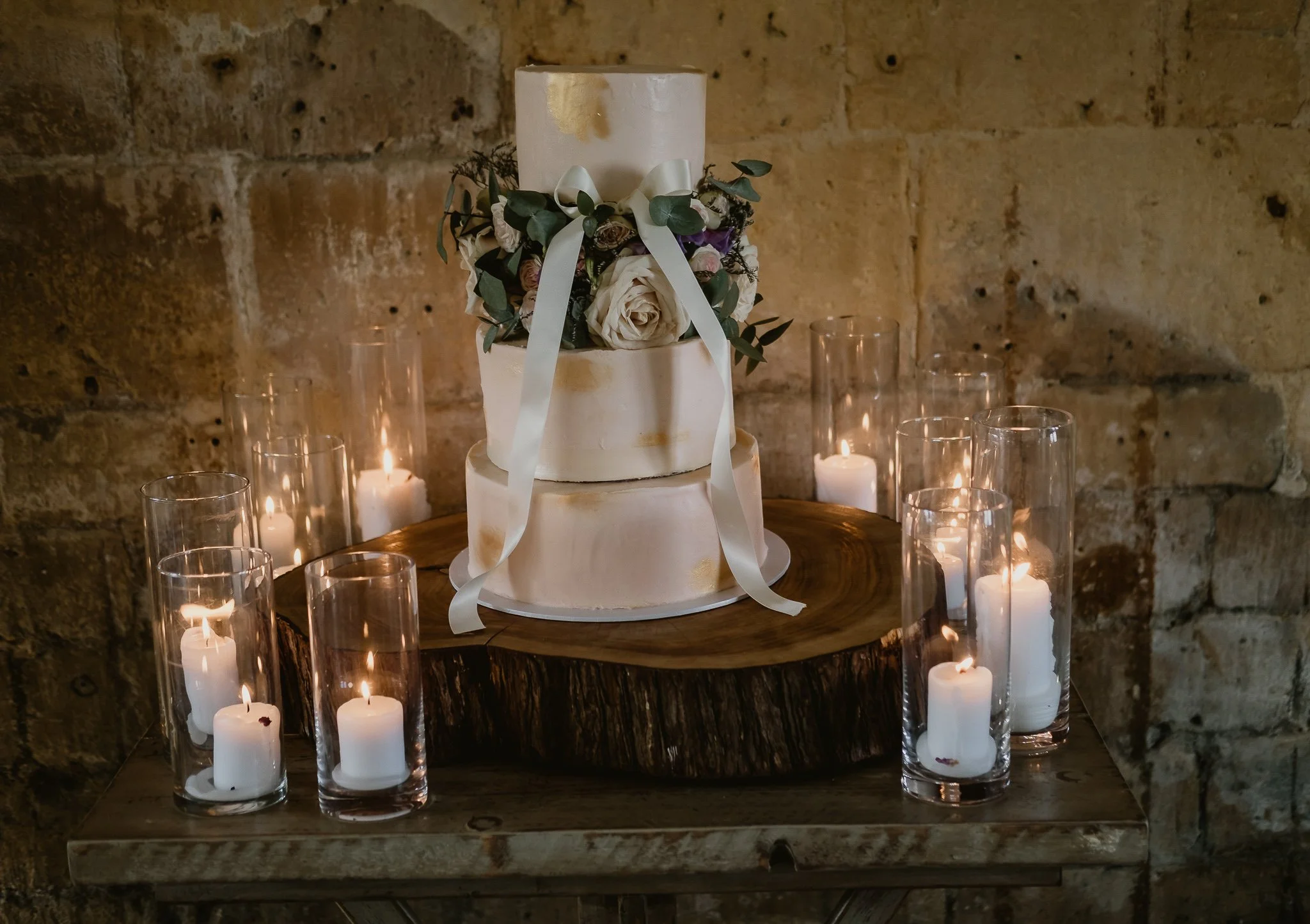 Lapstone-Barn-Wedding-Photographer-Cotswolds-56.jpg