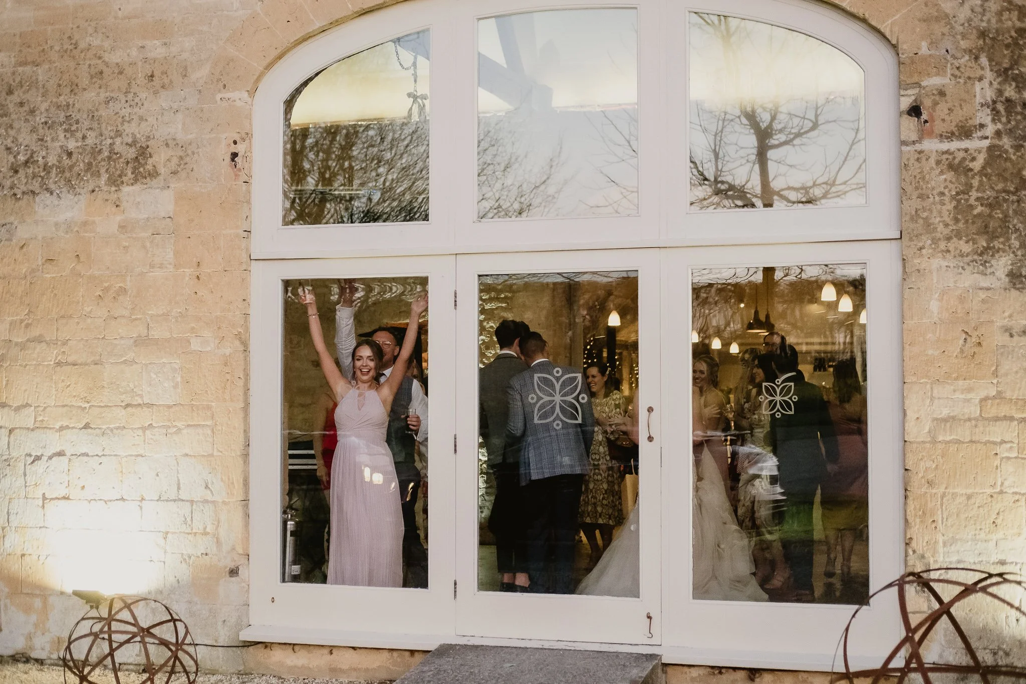 Lapstone-Barn-Wedding-Photographer-Cotswolds-104.jpg