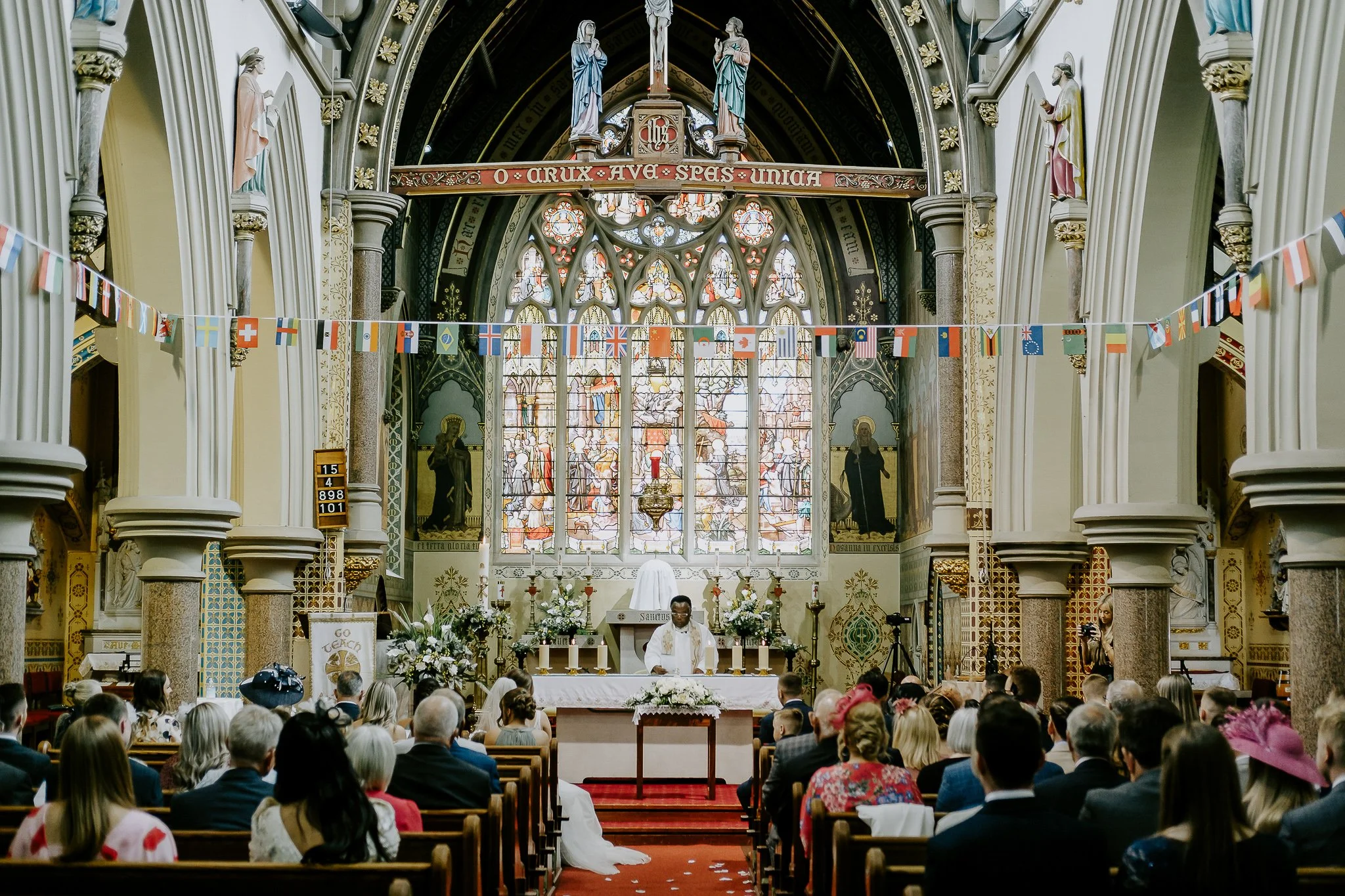 Tutbury-Castle-Wedding-Staffordshire-26.jpg