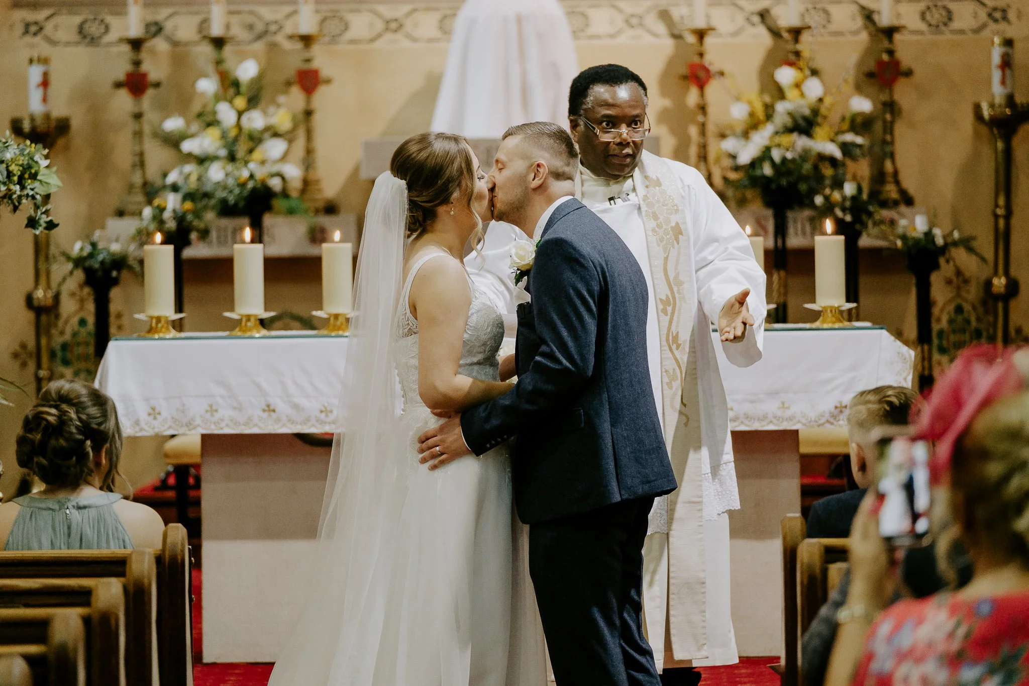 Tutbury-Castle-Wedding-Staffordshire-30.jpg