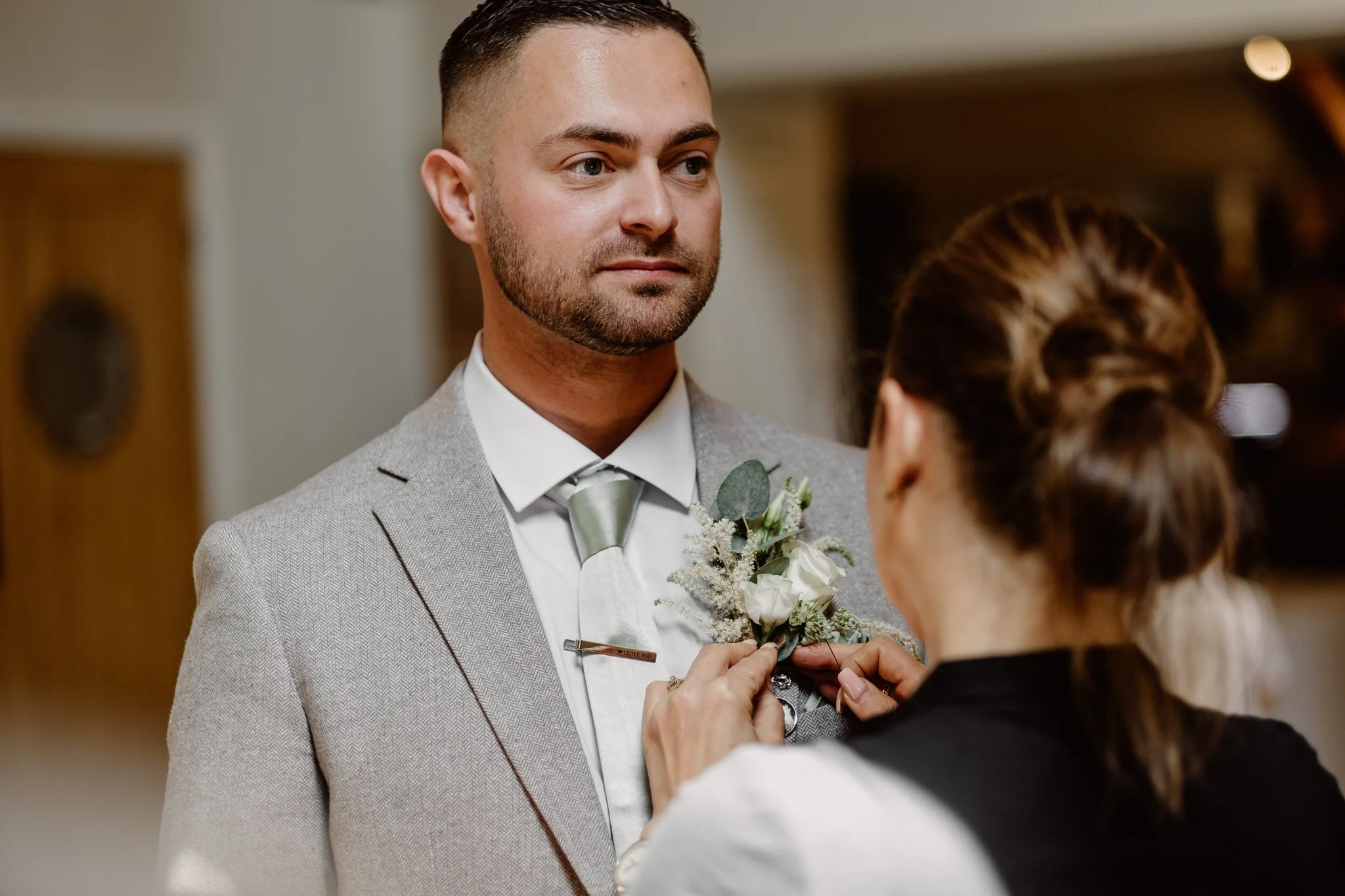 Hanbury-Barns-May-Wedding-Photography-19.jpg