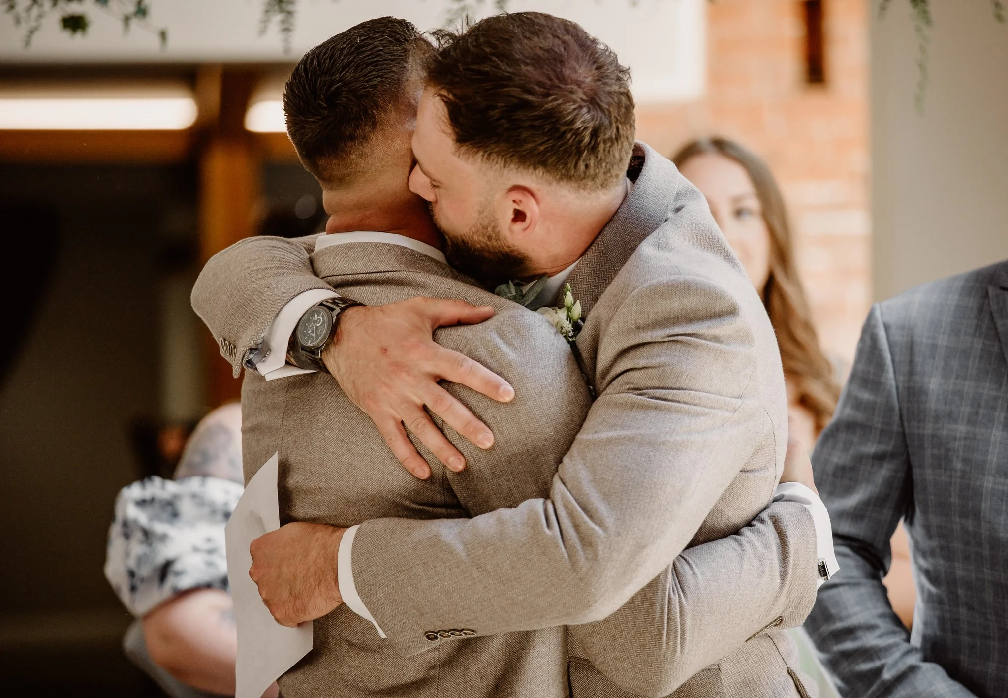 Hanbury-Barns-May-Wedding-Photography-20.jpg