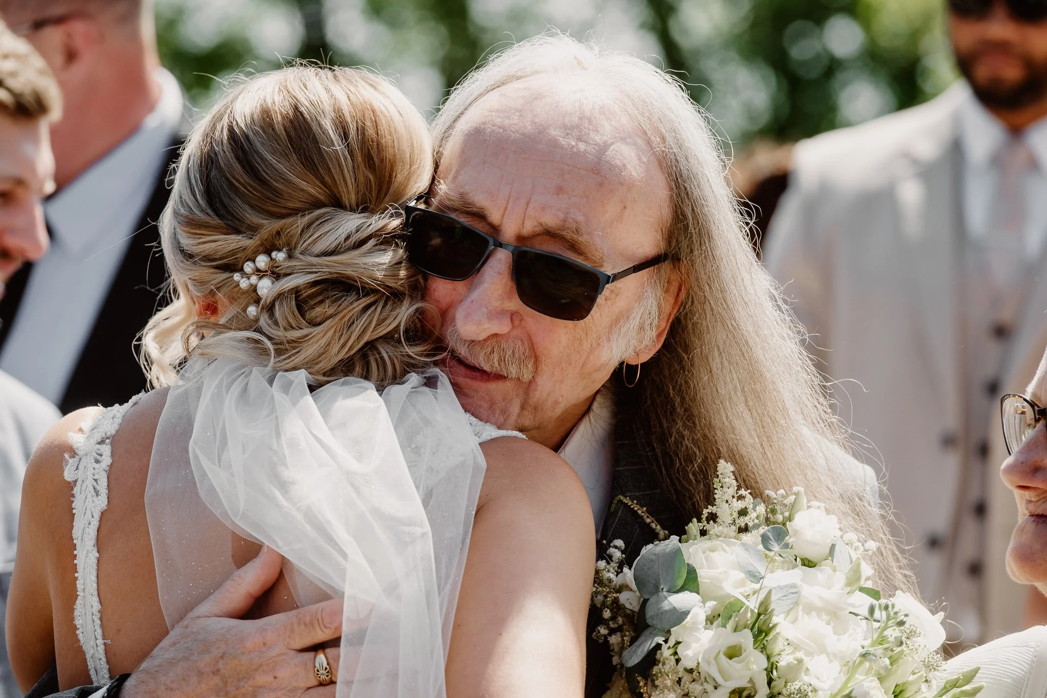 Hanbury-Barns-May-Wedding-Photography-39.jpg