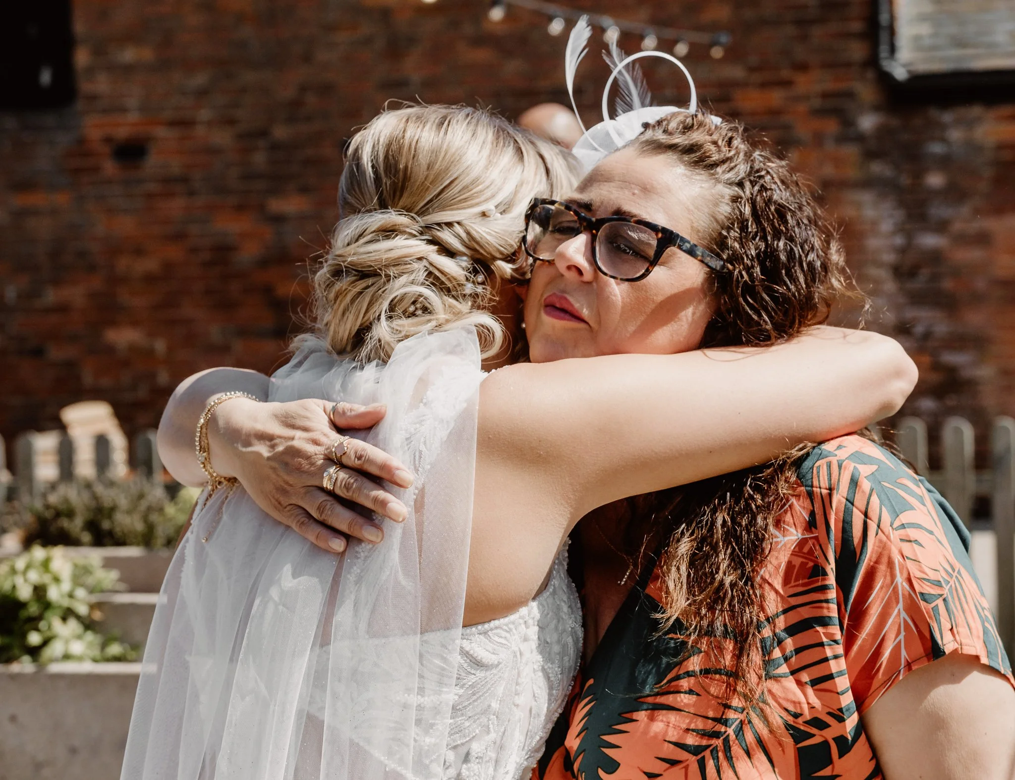 Hanbury-Barns-May-Wedding-Photography-42.jpg
