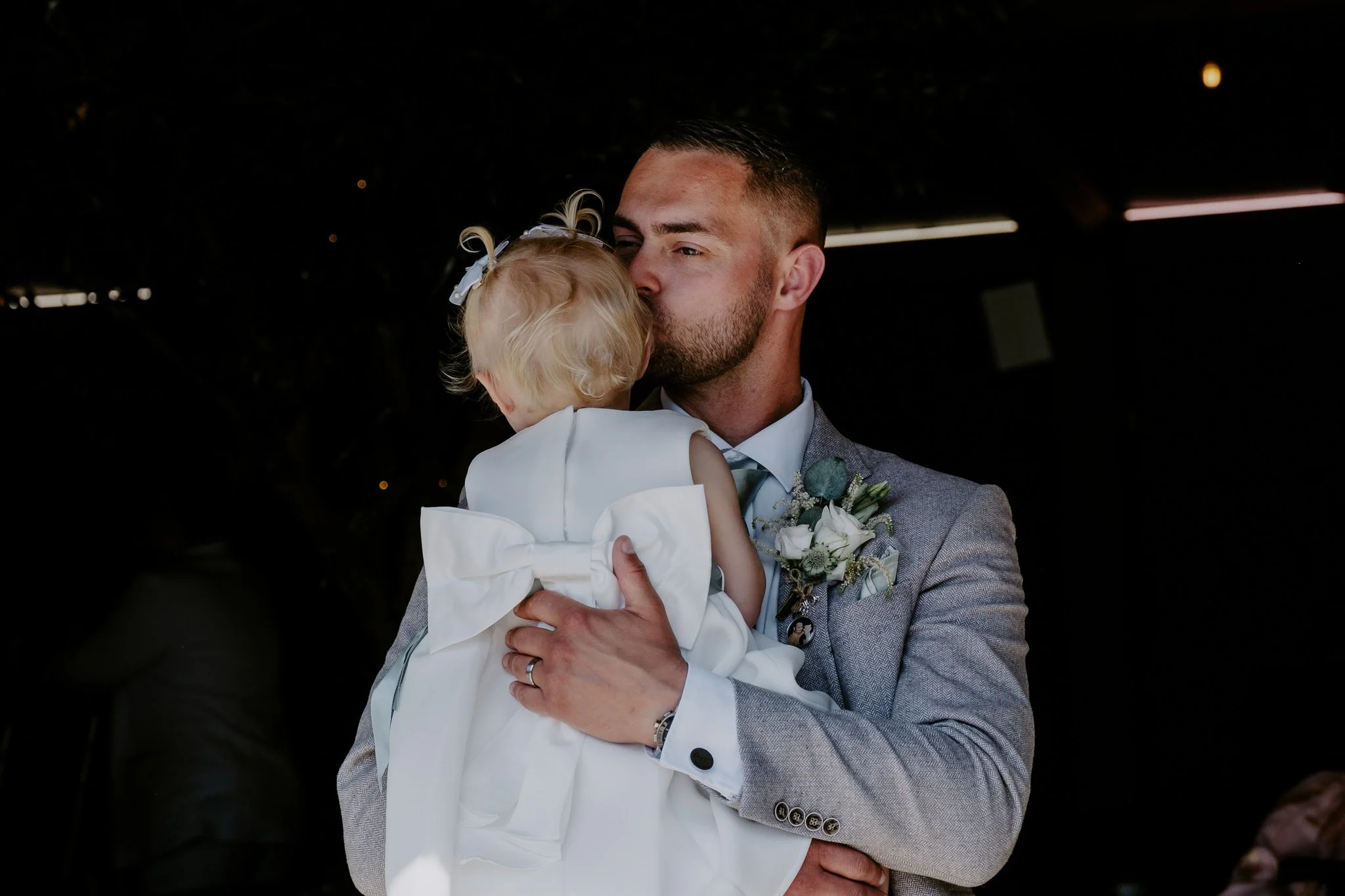 Hanbury-Barns-May-Wedding-Photography-49.jpg