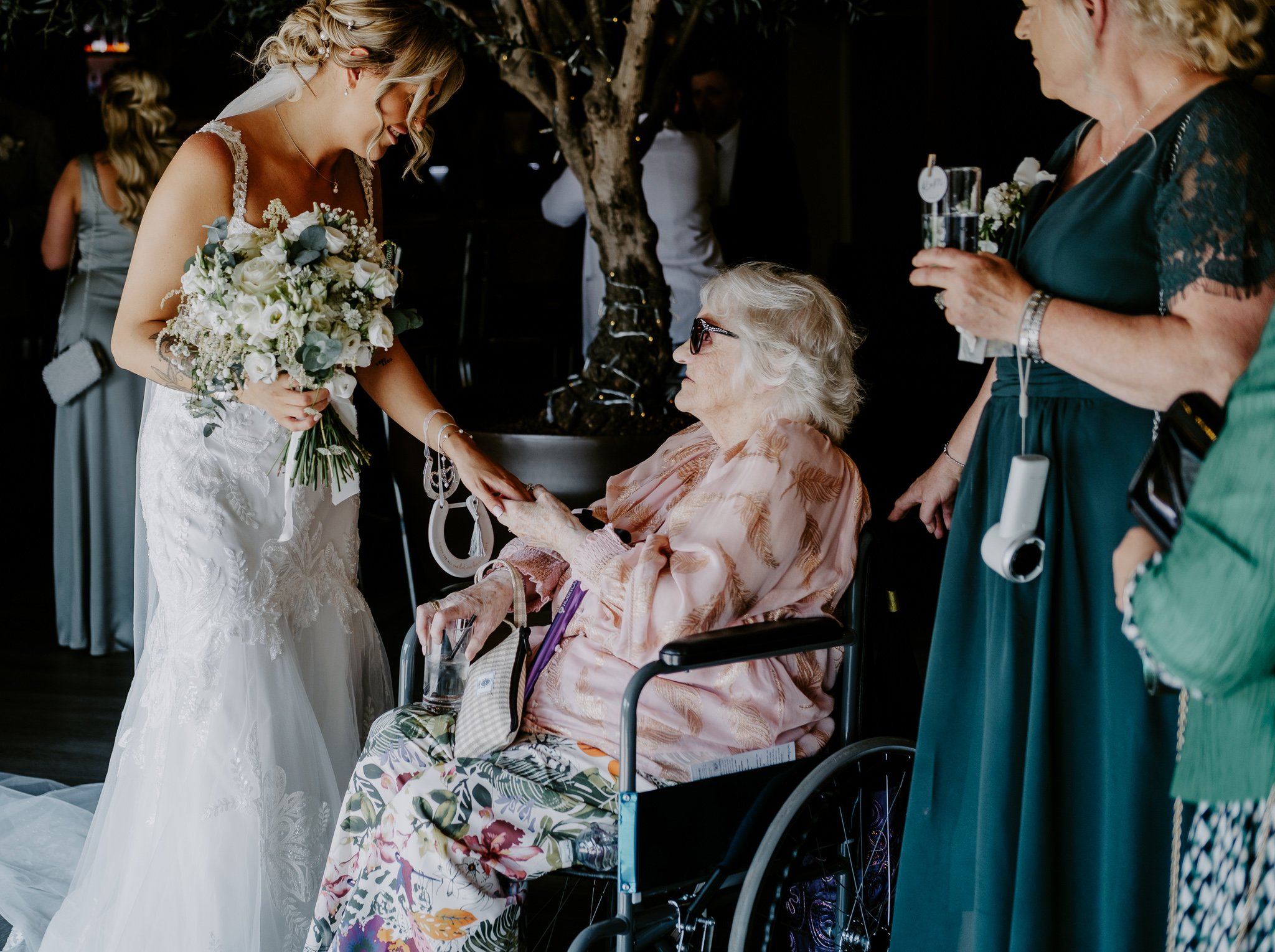Hanbury-Barns-May-Wedding-Photography-52.jpg