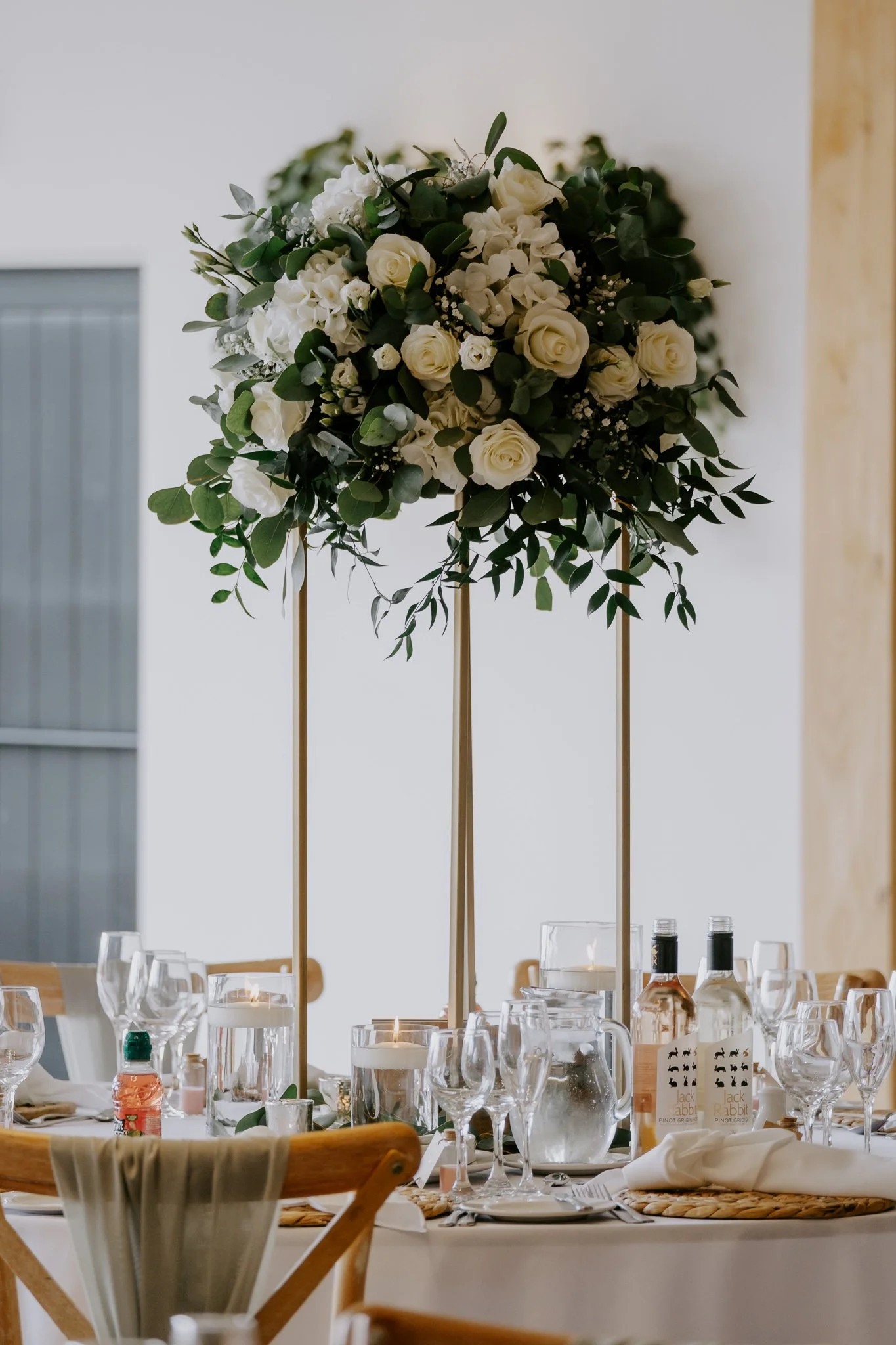 Hanbury-Barns-May-Wedding-Photography-63.jpg