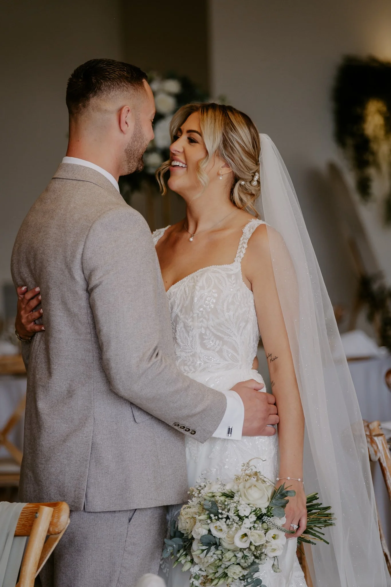 Hanbury-Barns-May-Wedding-Photography-75.jpg