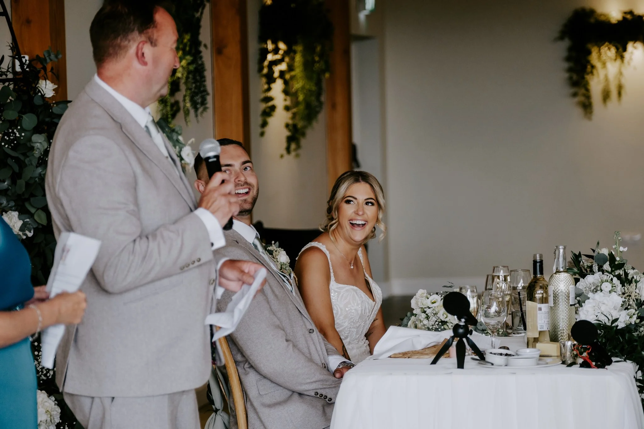 Hanbury-Barns-May-Wedding-Photography-83.jpg