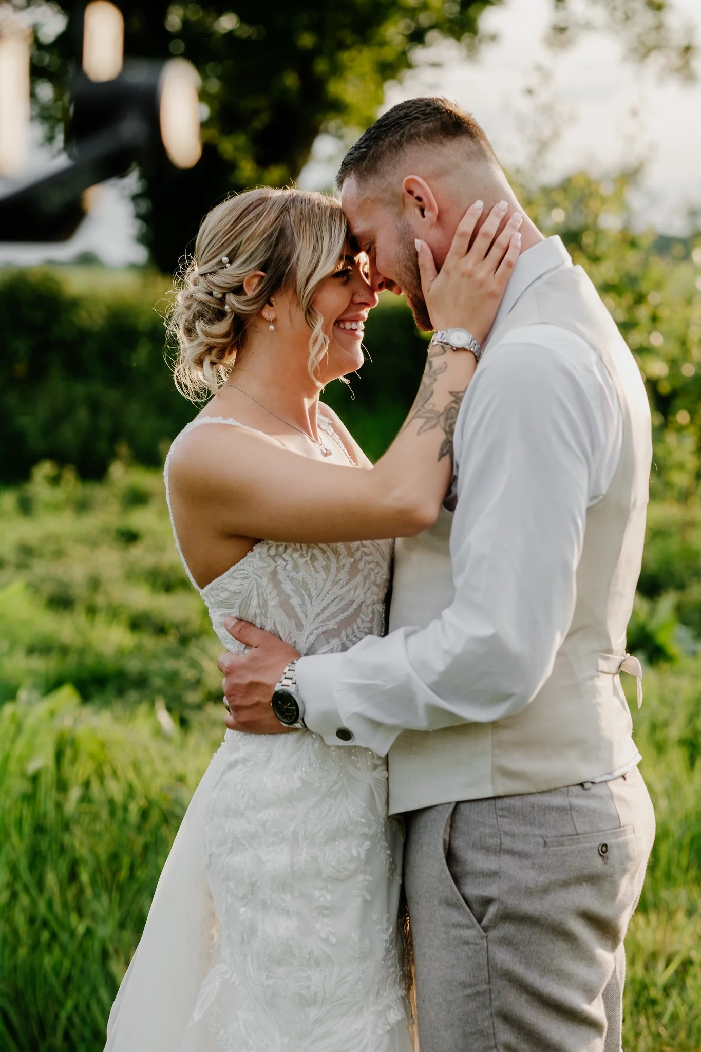 Hanbury-Barns-May-Wedding-Photography-115.jpg