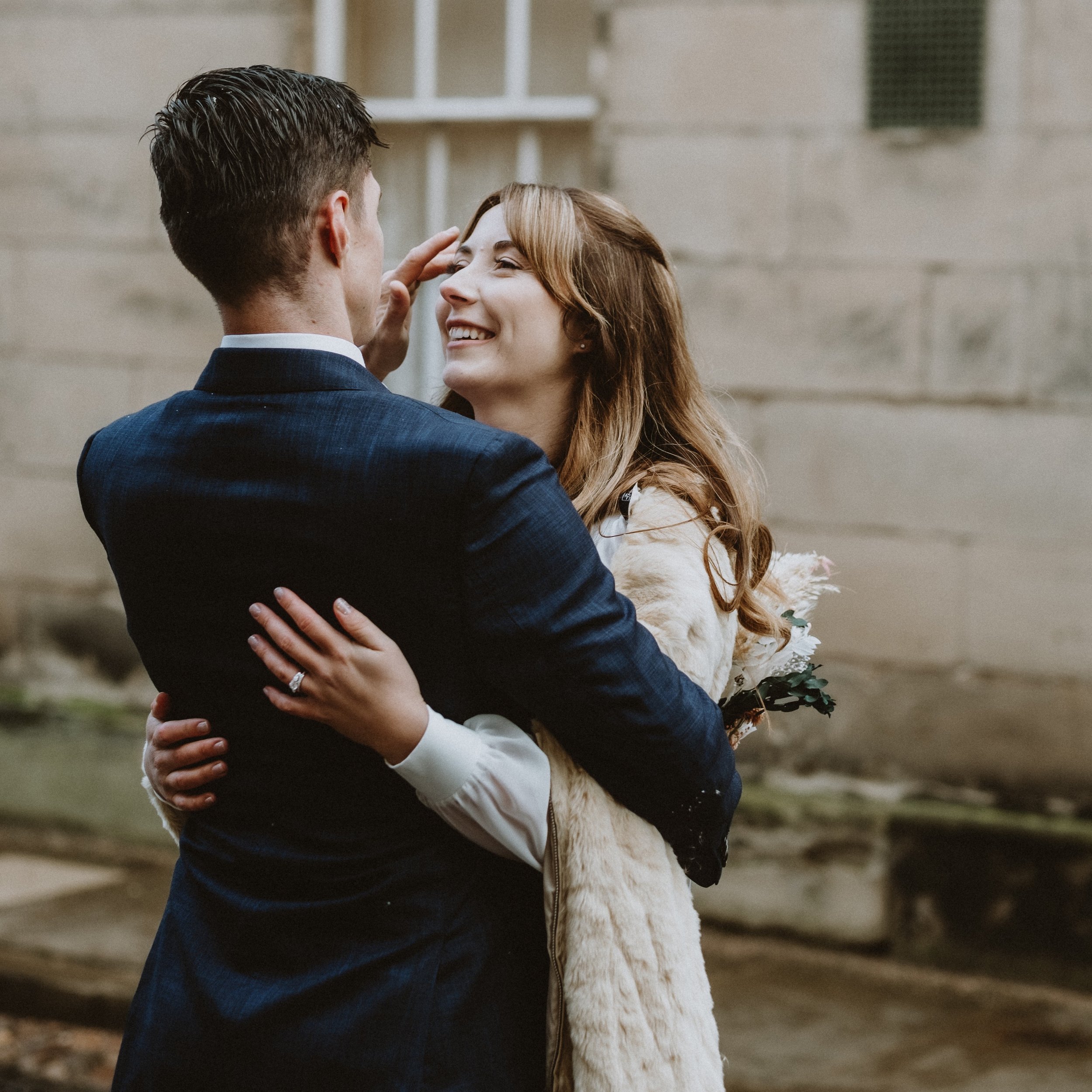 Not every wedding needs a full day to be unforgettable 🤍

Some of the most meaningful celebrations I photograph are the quieter ones, the micro weddings, the intimate gatherings, the moments where everything feels slower, calmer and more personal.


