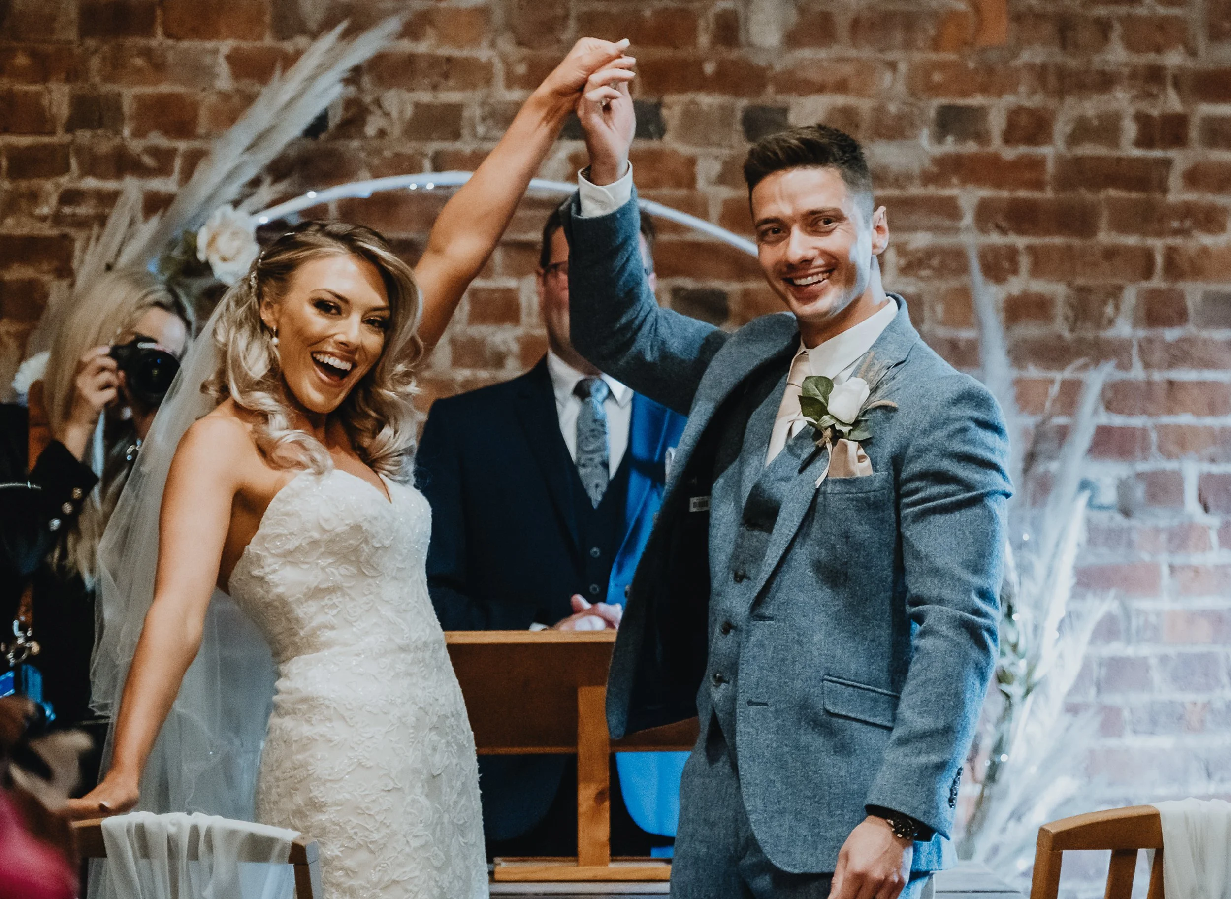 Curradine-Barns-Wedding-Worcestershire-22.jpg