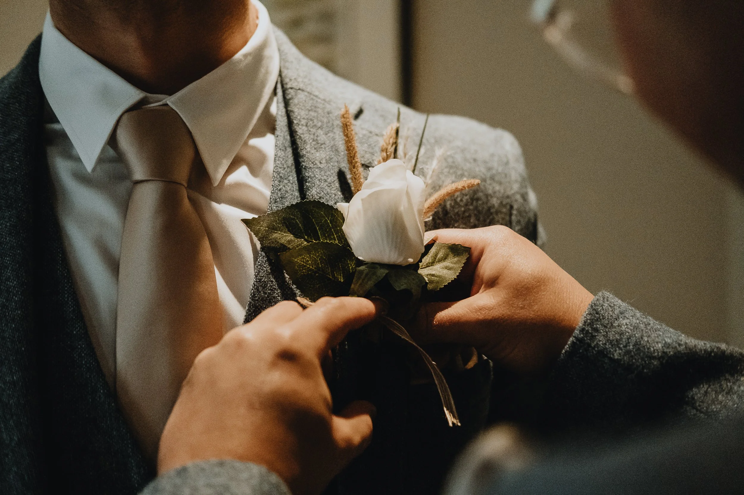 Curradine-Barns-Wedding-Worcestershire-10.jpg