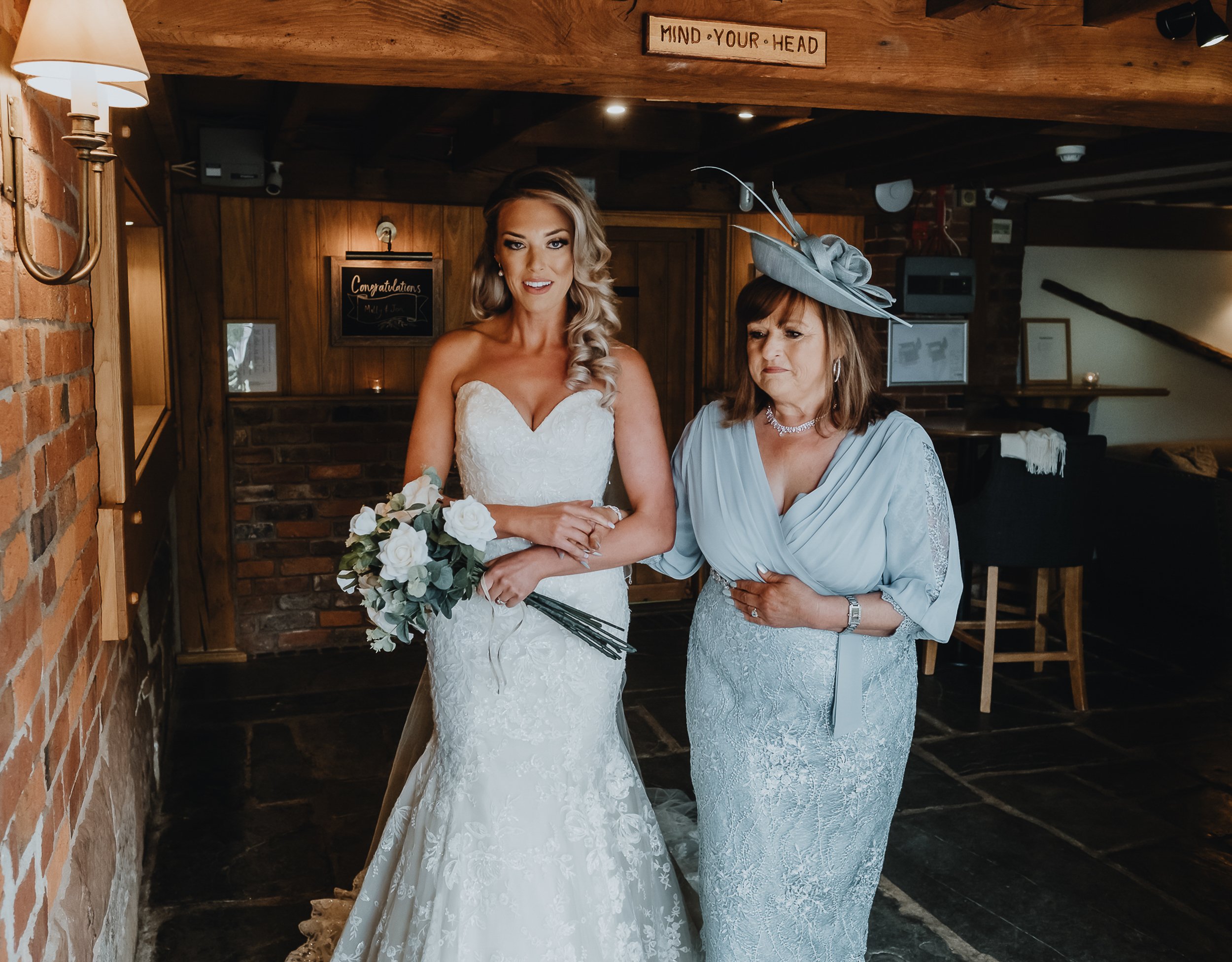 Curradine-Barns-Wedding-Worcestershire-20.jpg