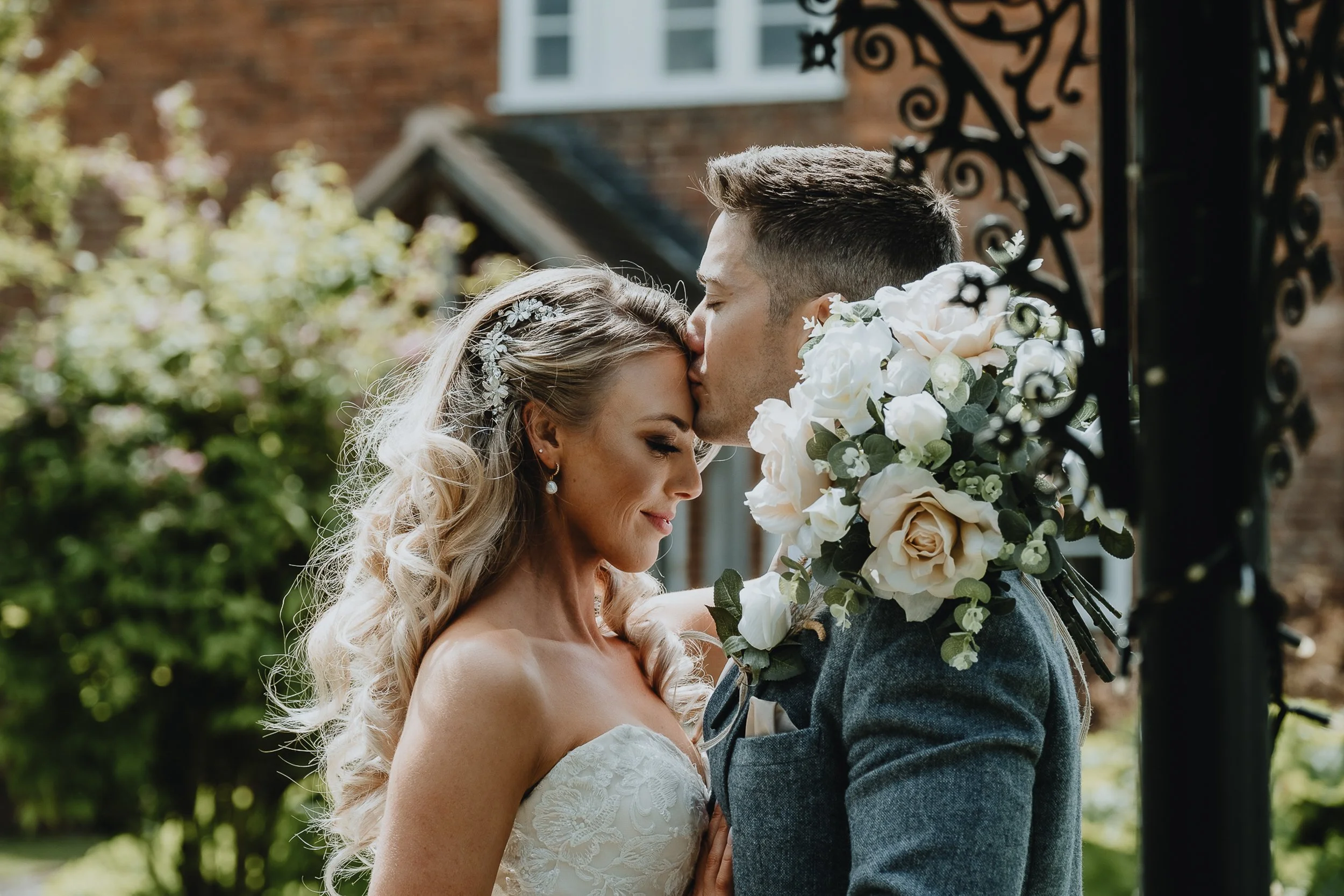 Curradine-Barns-Wedding-Worcestershire-37.jpg