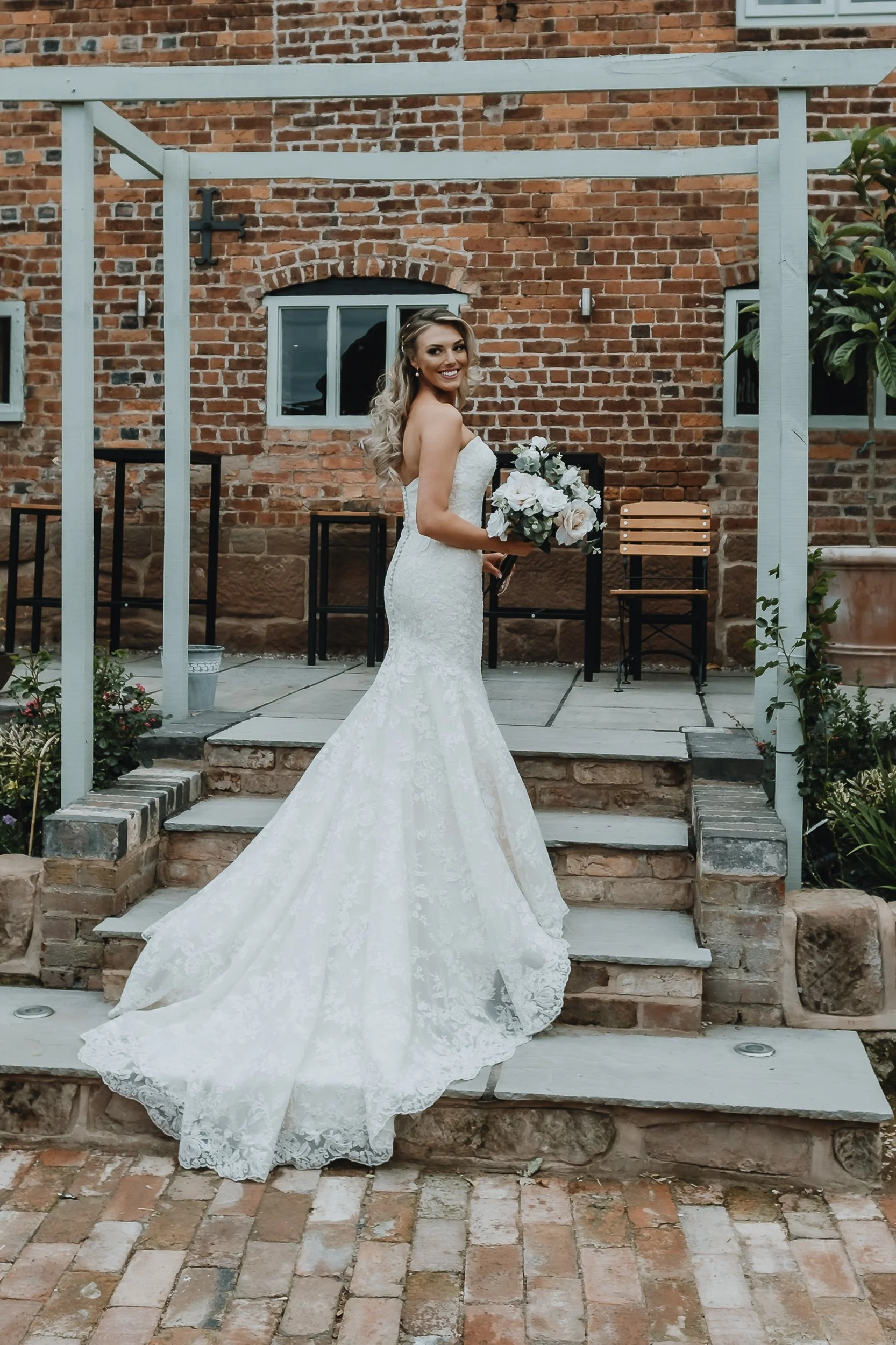 Curradine-Barns-Wedding-Worcestershire-47.jpg