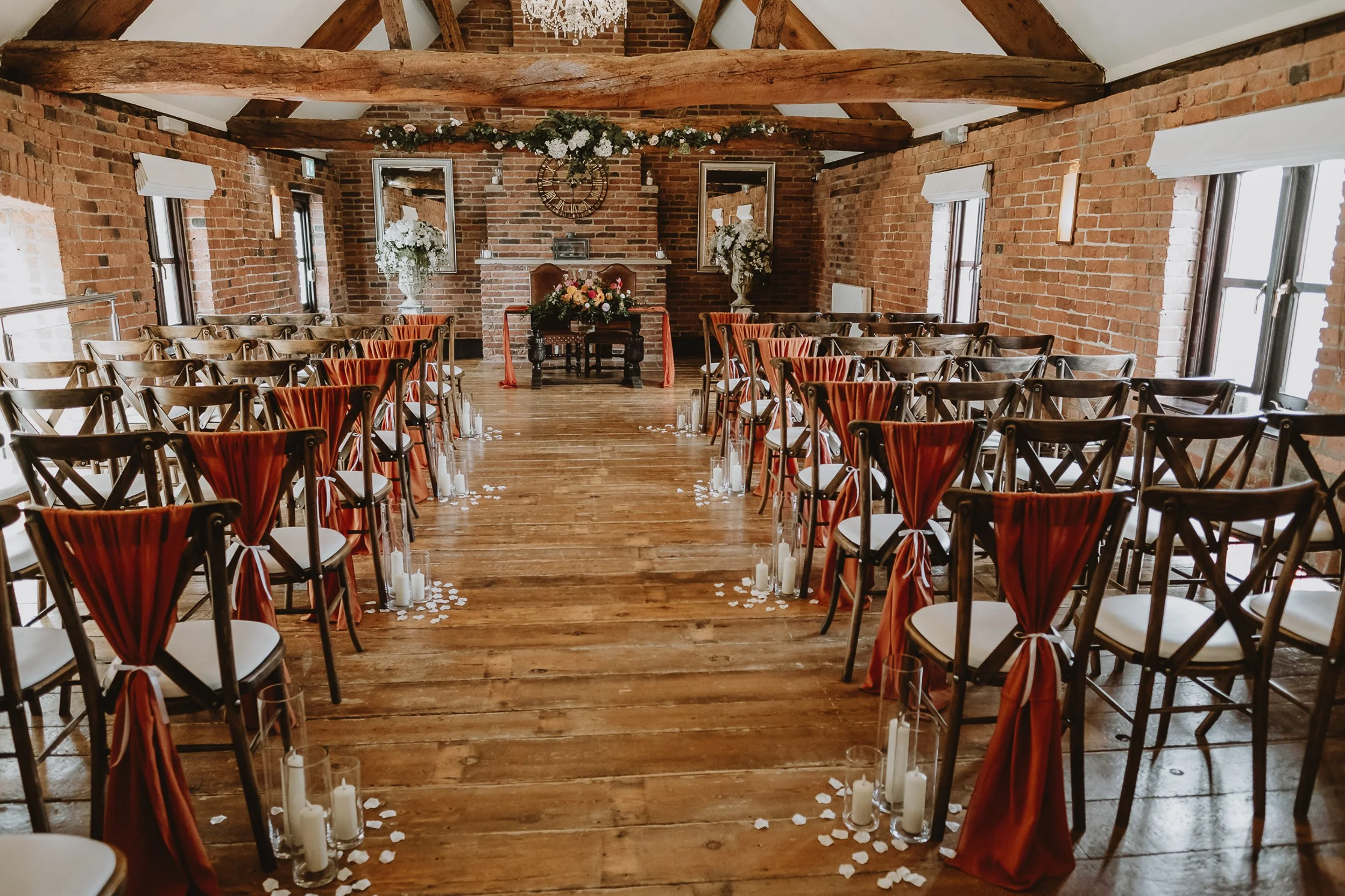 Swancar-farm-wedding-photograonottighamshire-2.jpg