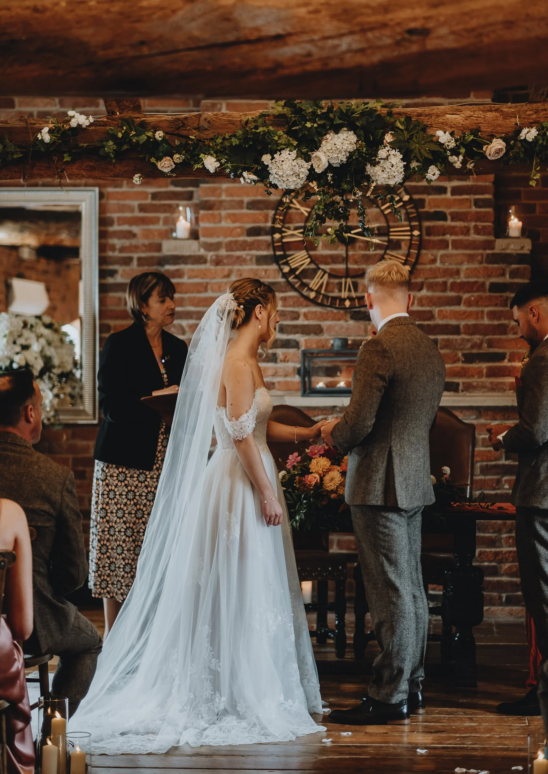Swancar-farm-wedding-photography-onottighamshire-32.jpg