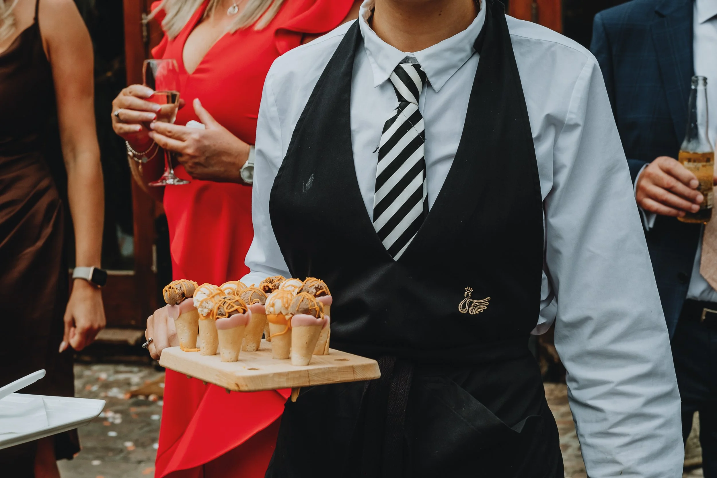 Swancar-farm-wedding-photography-onottighamshire-47.jpg