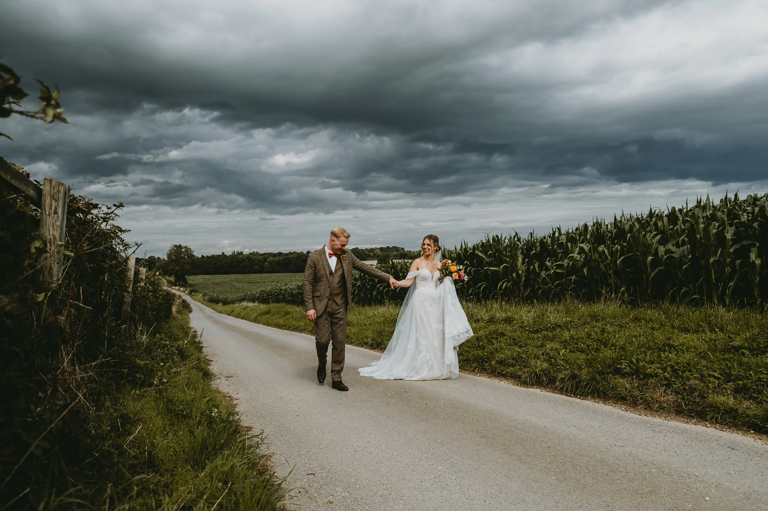 Swancar-farm-wedding-photography-onottighamshire-62.jpg