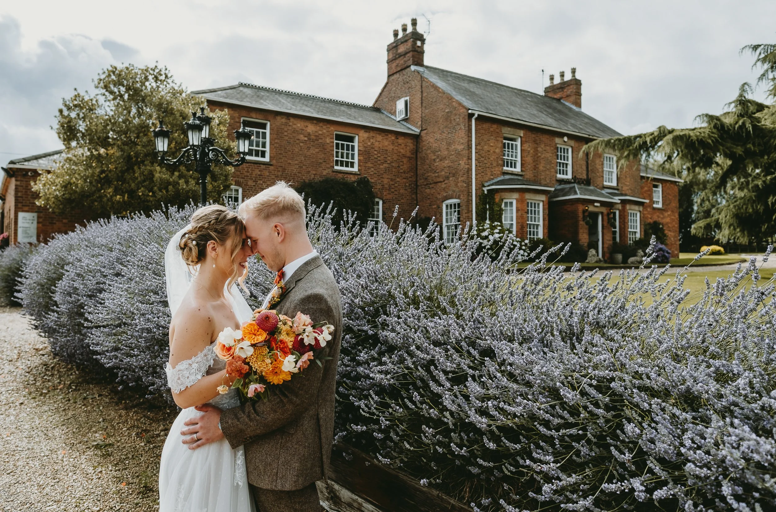 Swancar-farm-wedding-photography-onottighamshire-64.jpg
