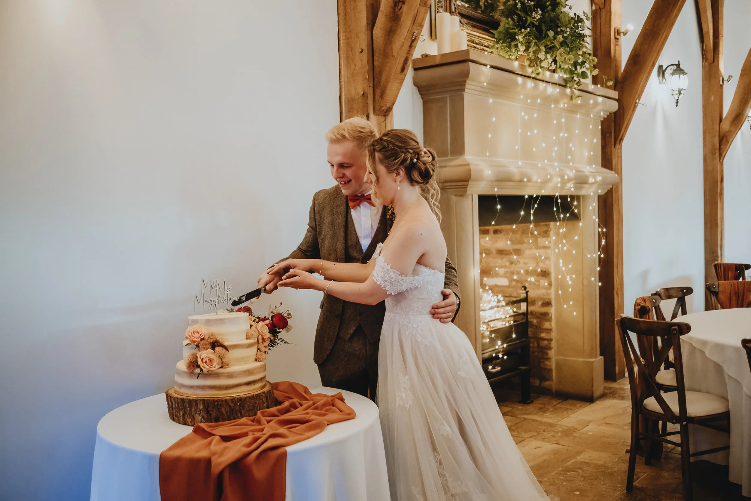 Swancar-farm-wedding-photography-onottighamshire-86.jpg