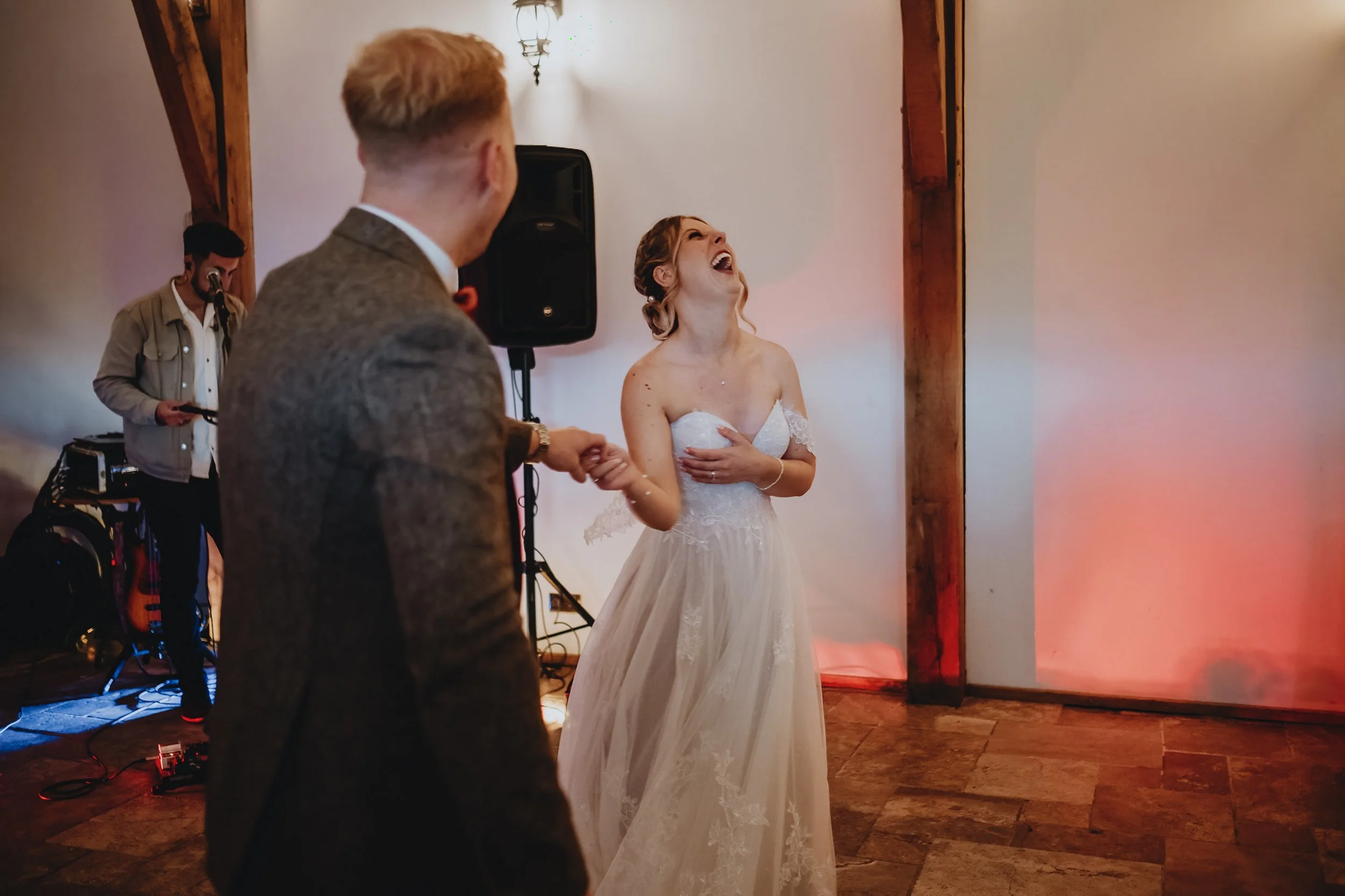 Swancar-farm-wedding-photography-onottighamshire-89.jpg