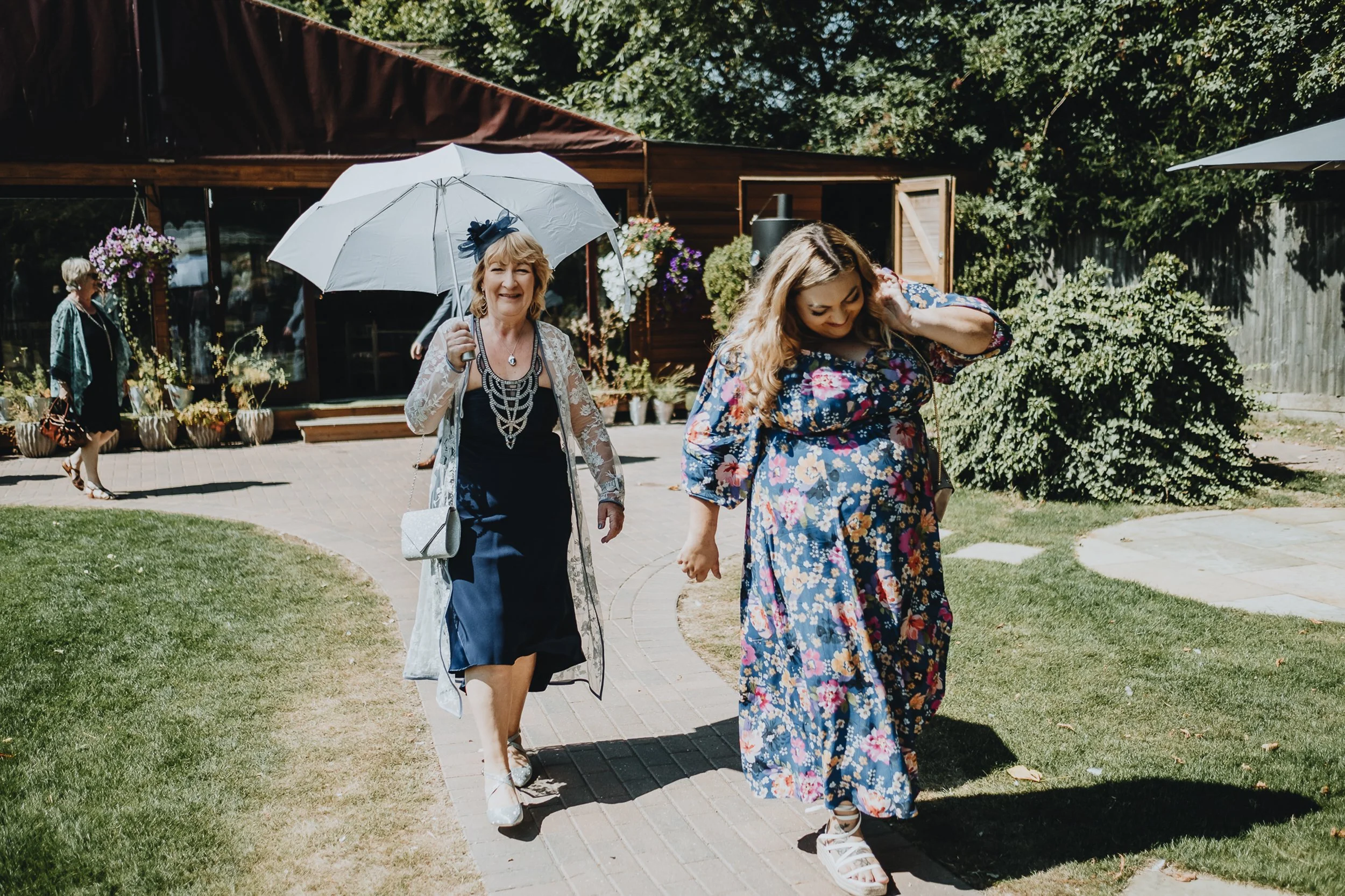 Crazy-Bear-Oxford-Wedding-32.jpg