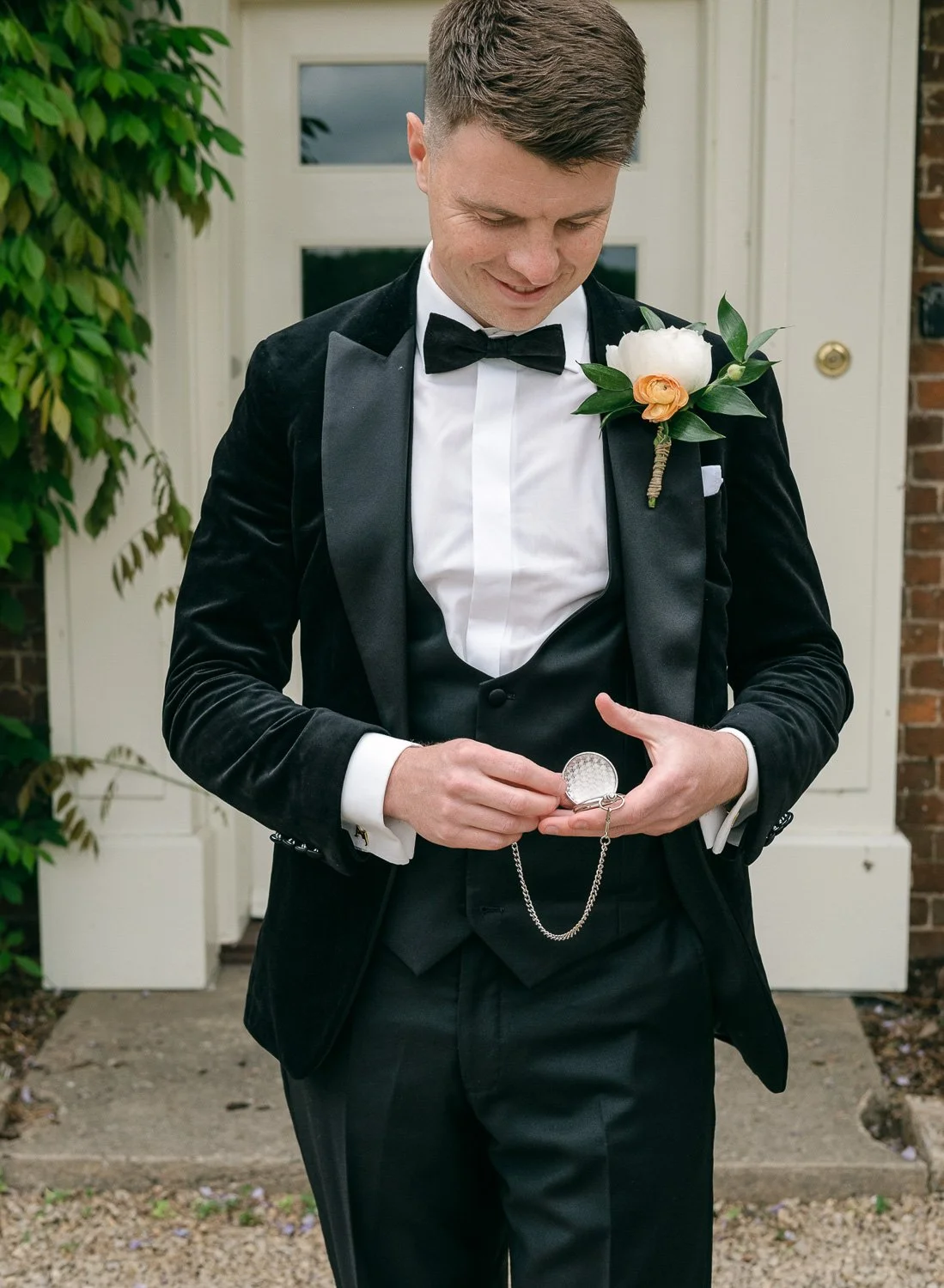 An-Alrewas-Hayes-Luxury-Spring-Wedding-16.jpg