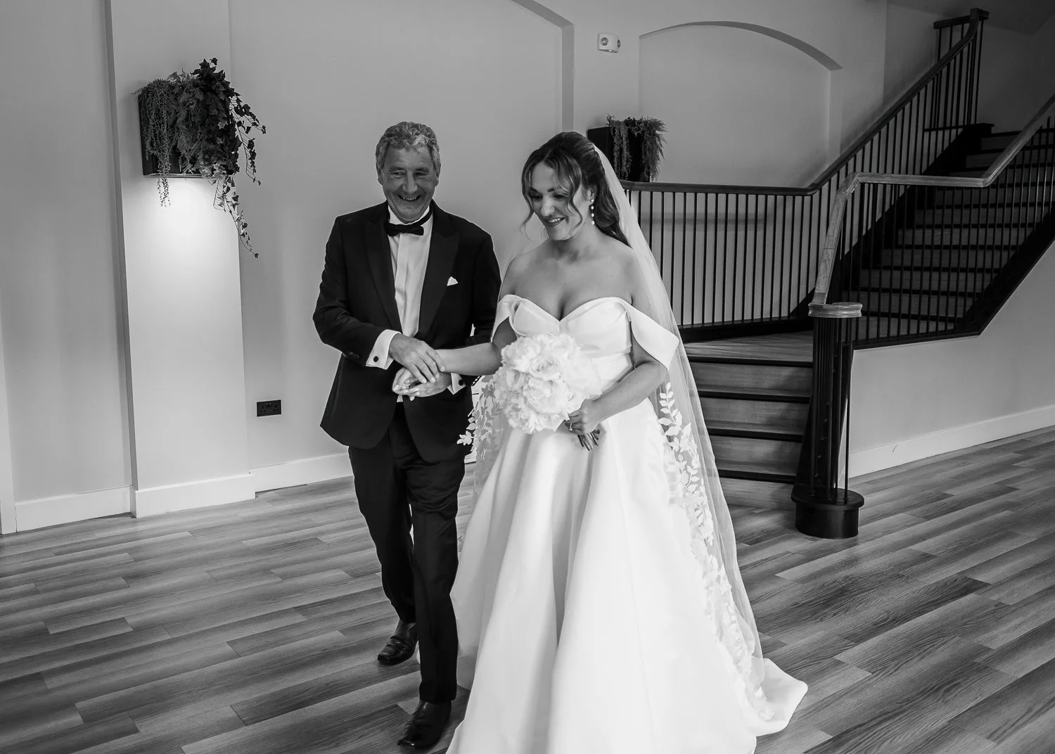 Whistle-barns-Derbyshire-Wedding-Photography-27.jpg