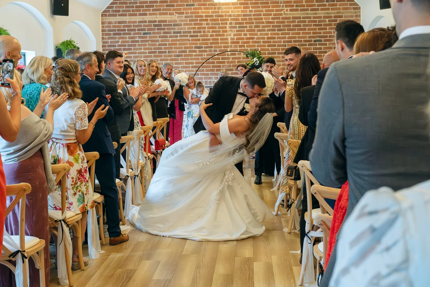 Whistle-barns-Derbyshire-Wedding-Photography-34.jpg