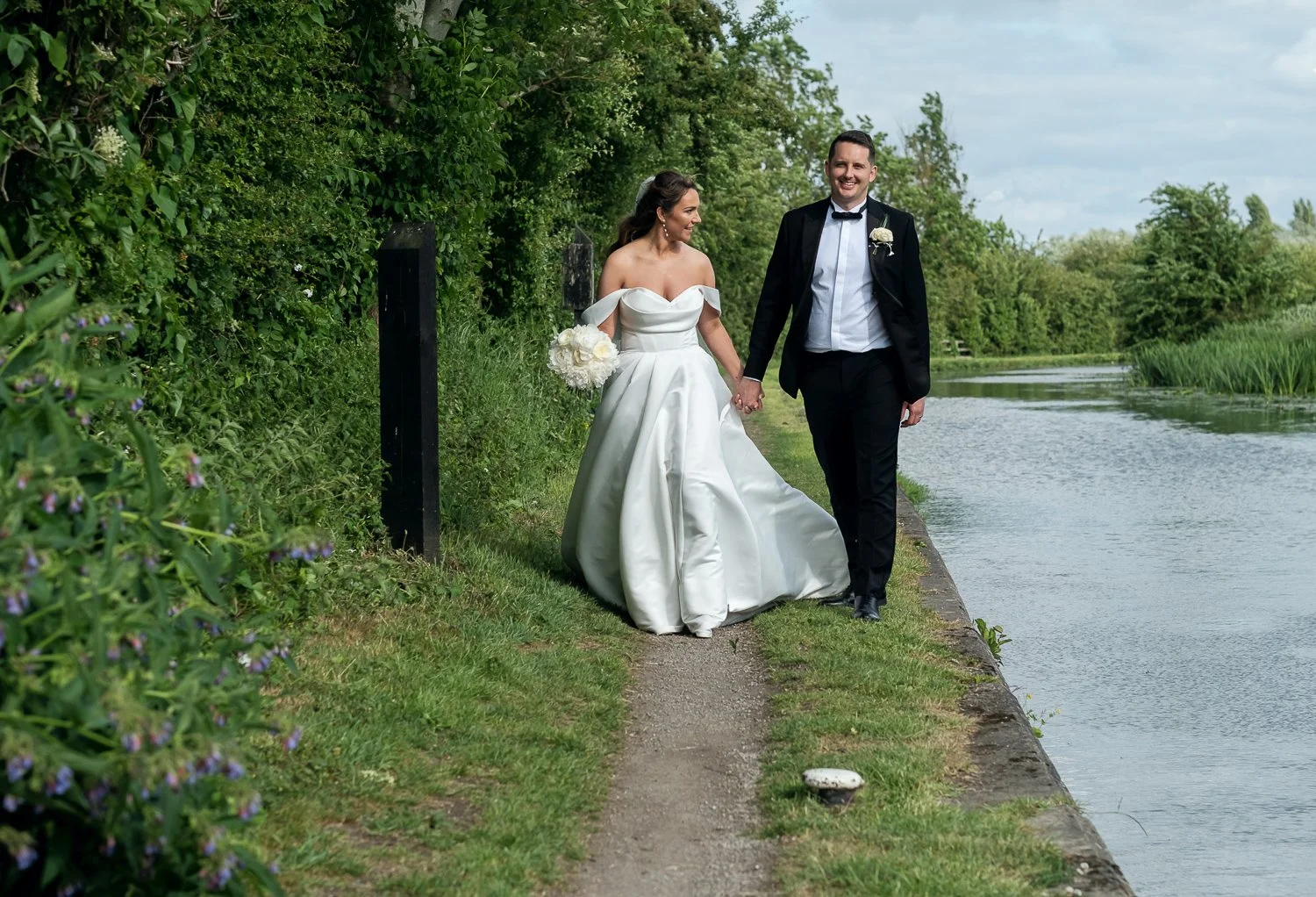 Whistle-barns-Derbyshire-Wedding-Photography-63.jpg