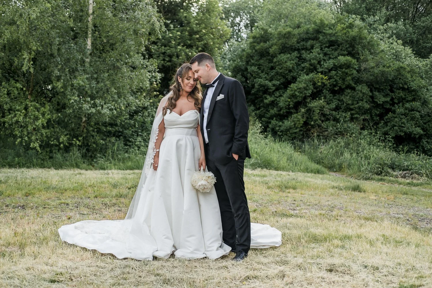 Whistle-barns-Derbyshire-Wedding-Photography-87.jpg