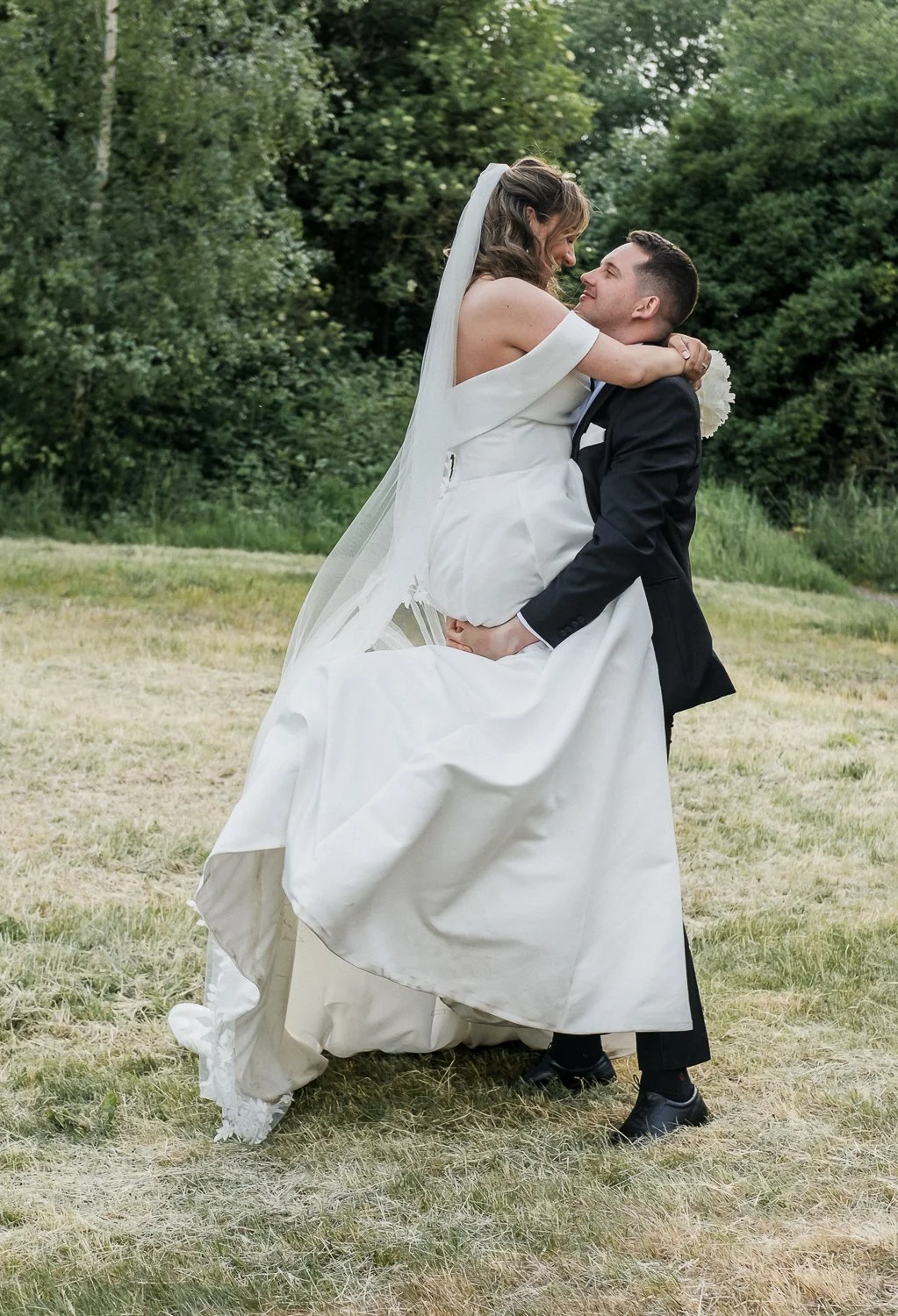 Whistle-barns-Derbyshire-Wedding-Photography-88.jpg