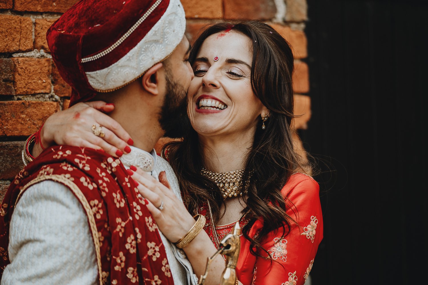 Indian-Fusion-Wedding-Hanbury-Barns-98.jpg
