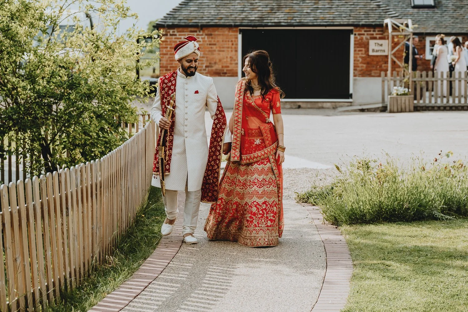 Indian-Fusion-Wedding-Hanbury-Barns-101.jpg