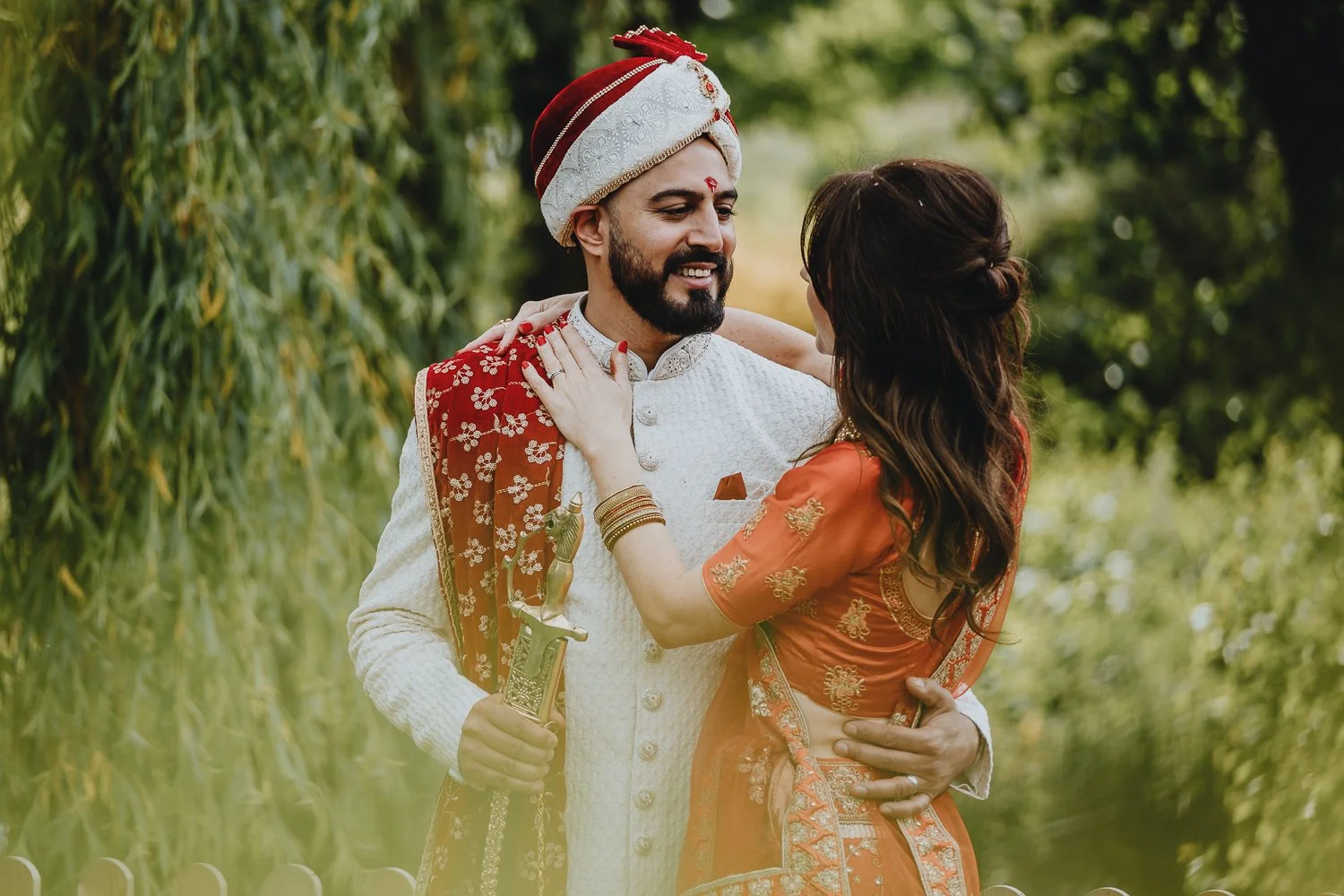Indian-Fusion-Wedding-Hanbury-Barns-102.jpg